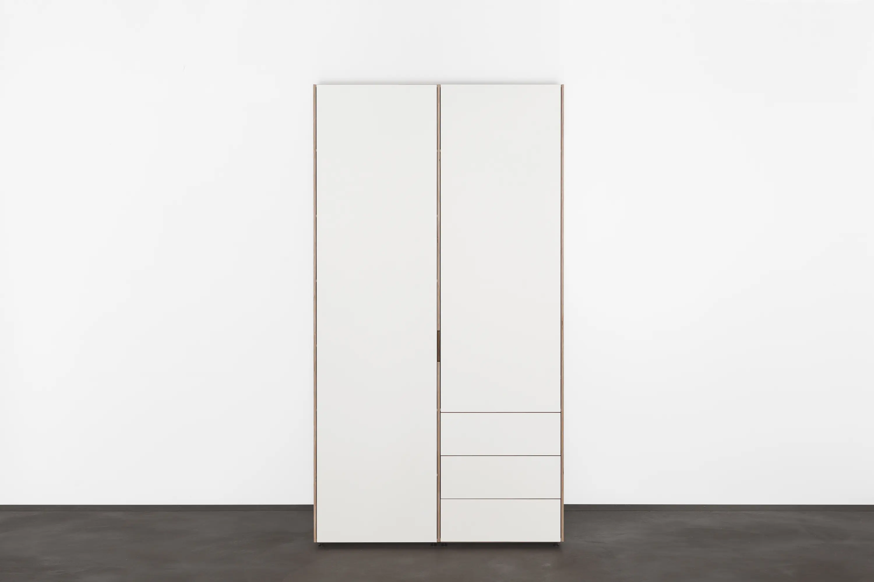 Sanktjohanser - METRUM
customized shelf- and wardrobesystem