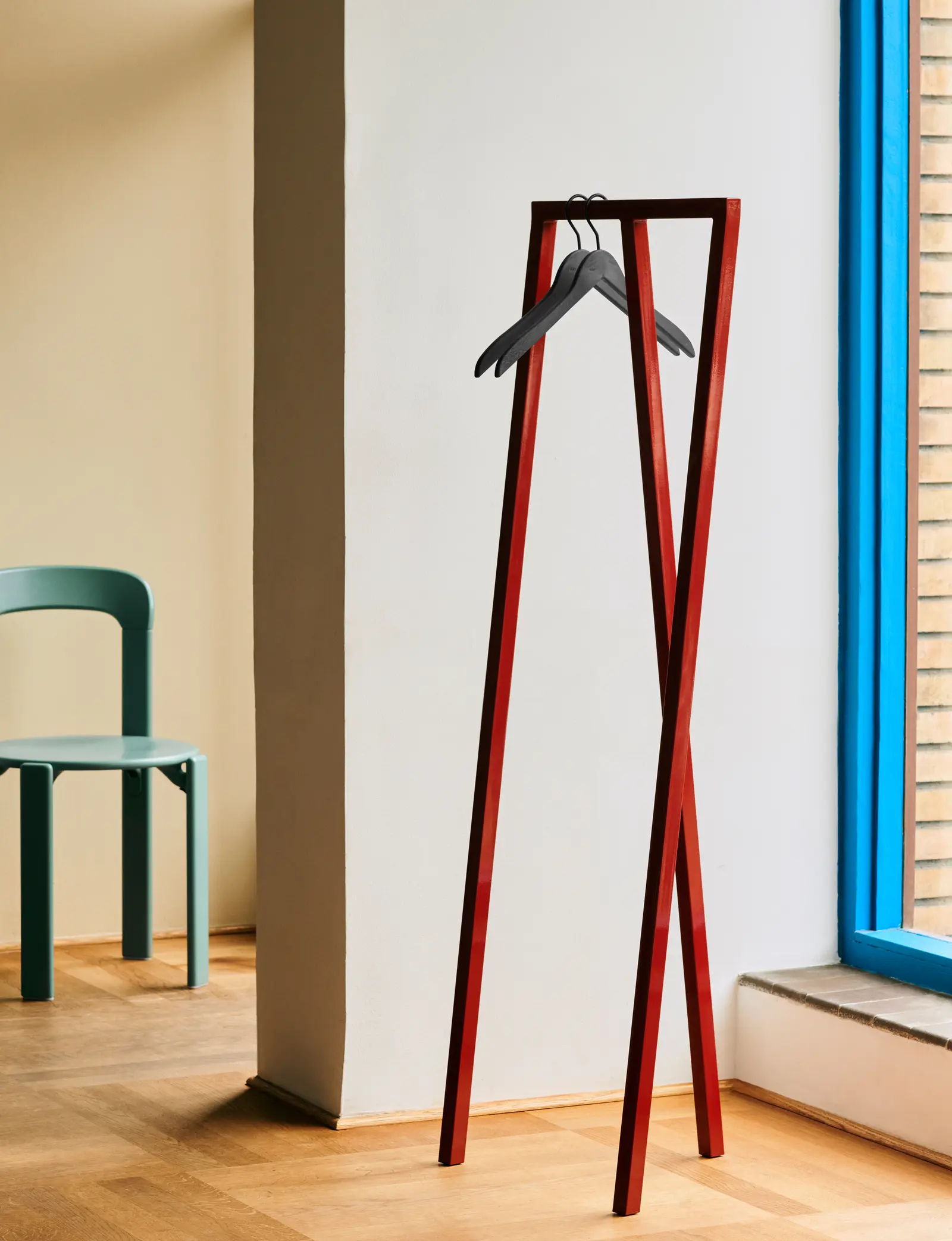 LOOP STAND HALL - Coat racks from HAY | Architonic