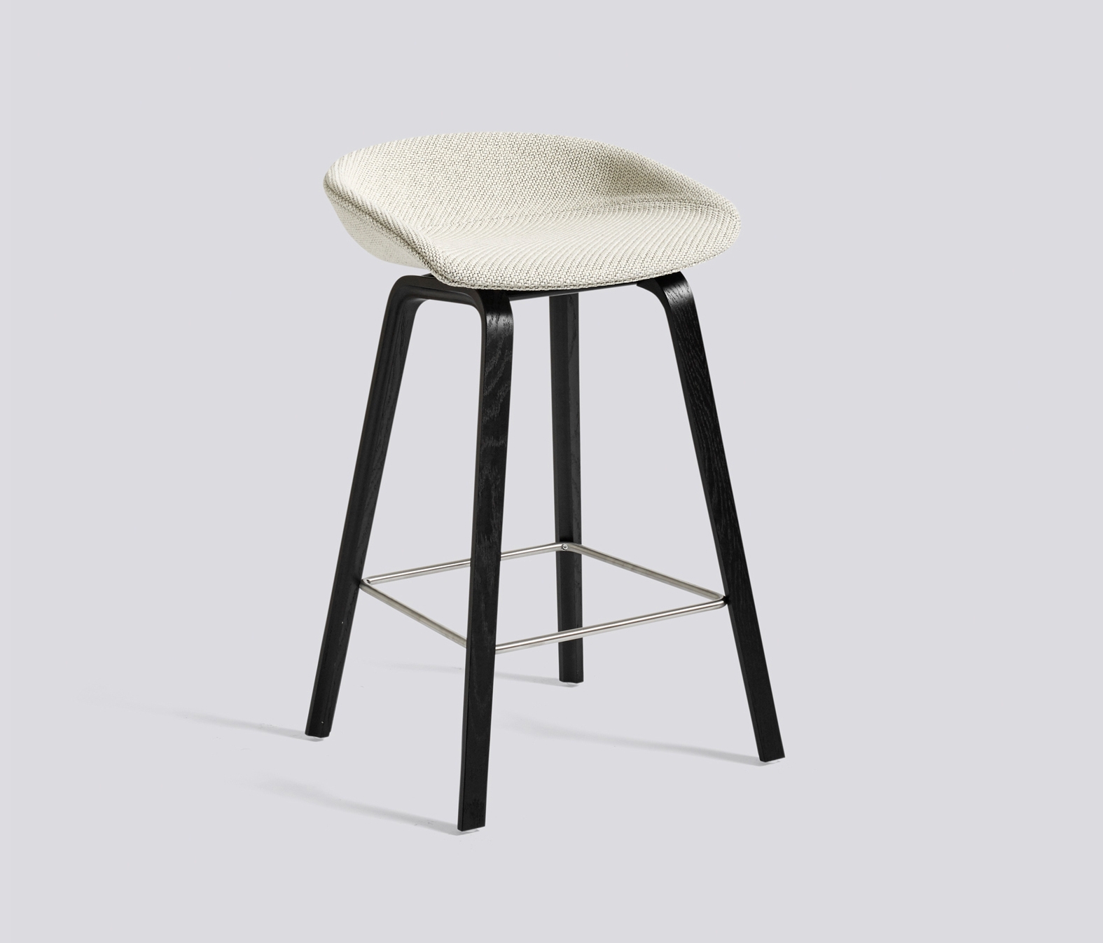 Mostra il prodotto About A Stool AAS33 del produttore HAY