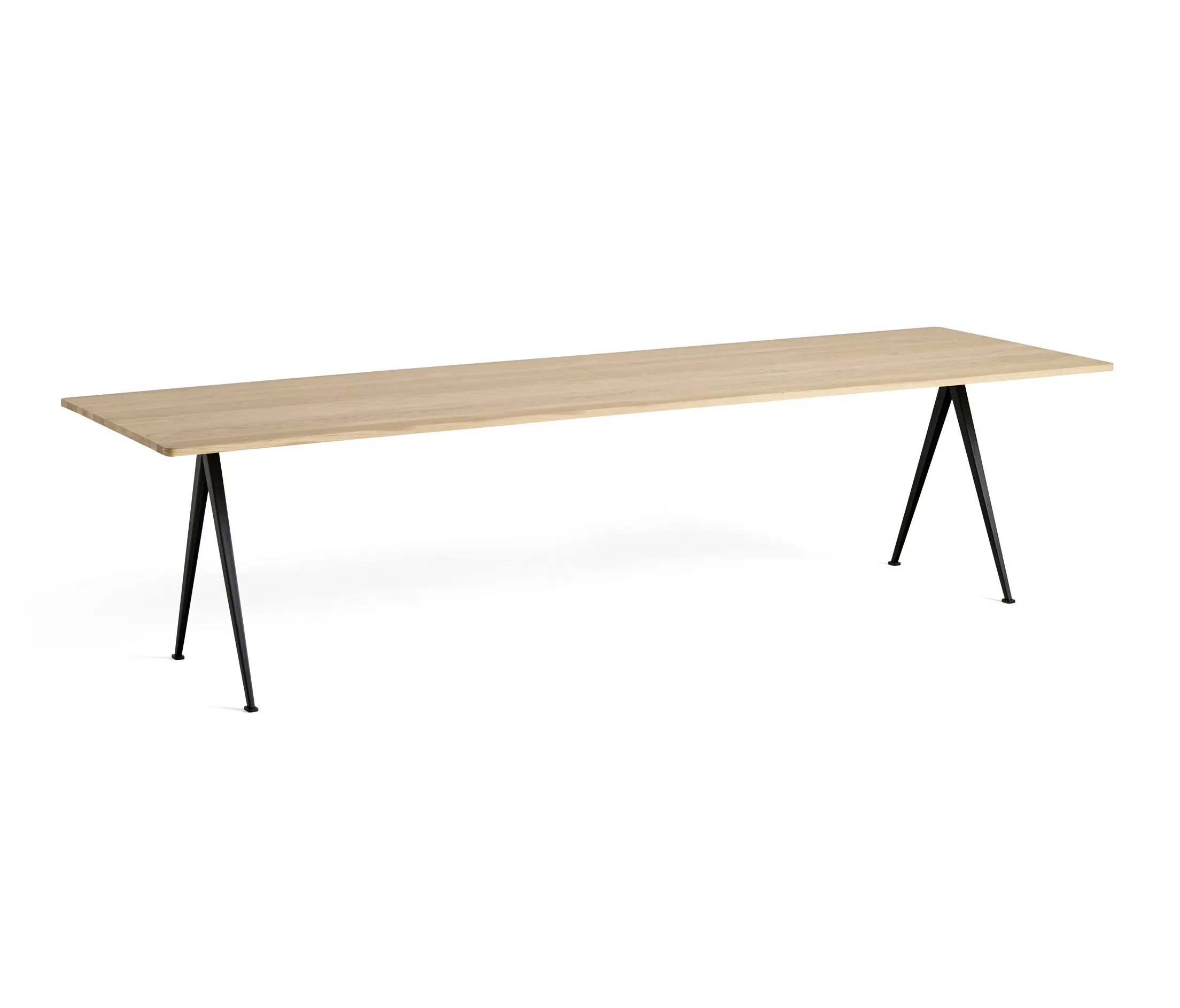 HAY - Pyramid Table 02