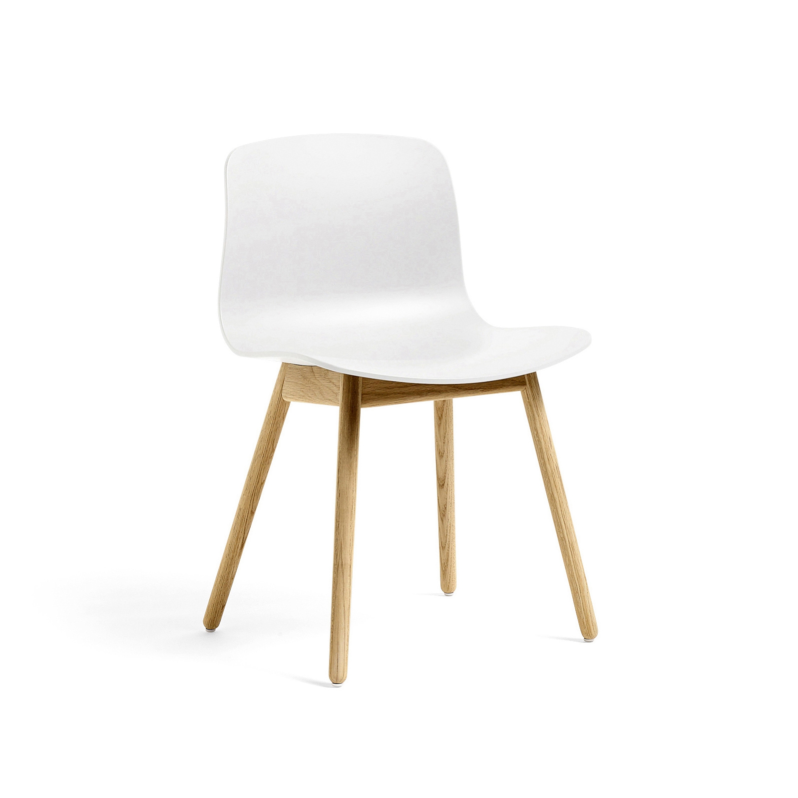Vertoon produk About A Chair AAC12 van vervaardiger HAY