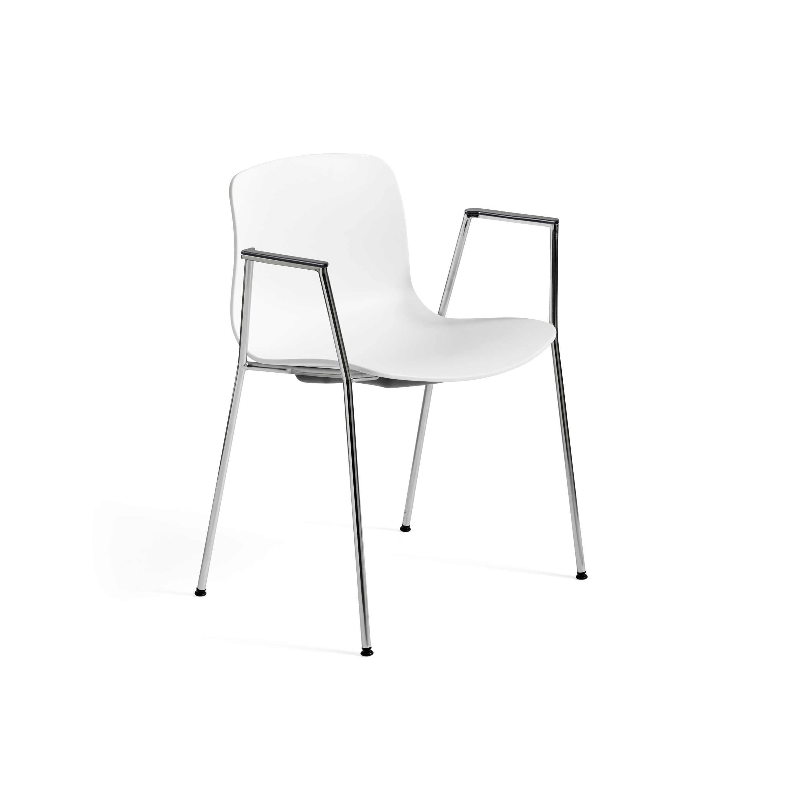 Vertoon produk About A Chair AAC18 van vervaardiger HAY