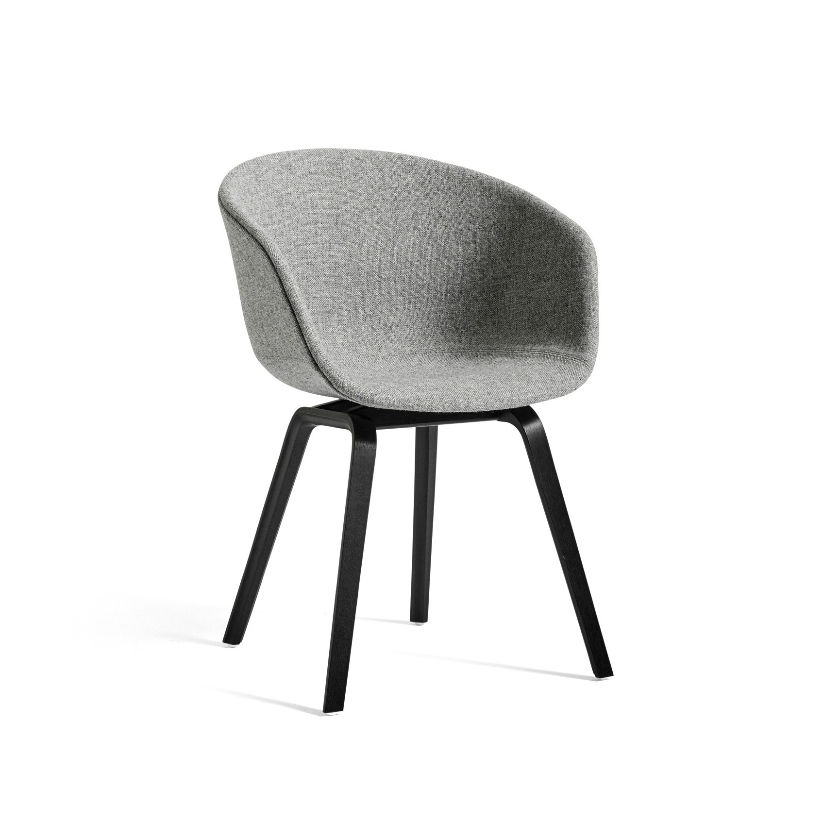 Vertoon produk About A Chair AAC23 van vervaardiger HAY