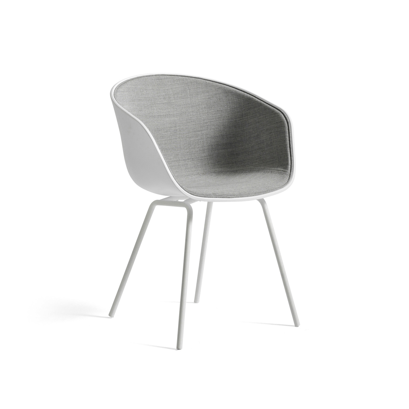 Vertoon produk About A Chair AAC26 van vervaardiger HAY
