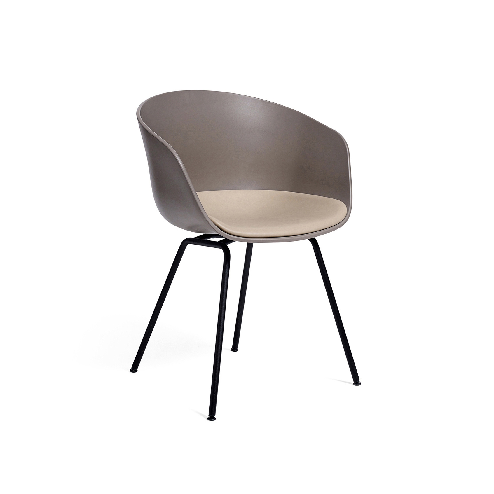 Vertoon produk About A Chair AAC26 van vervaardiger HAY