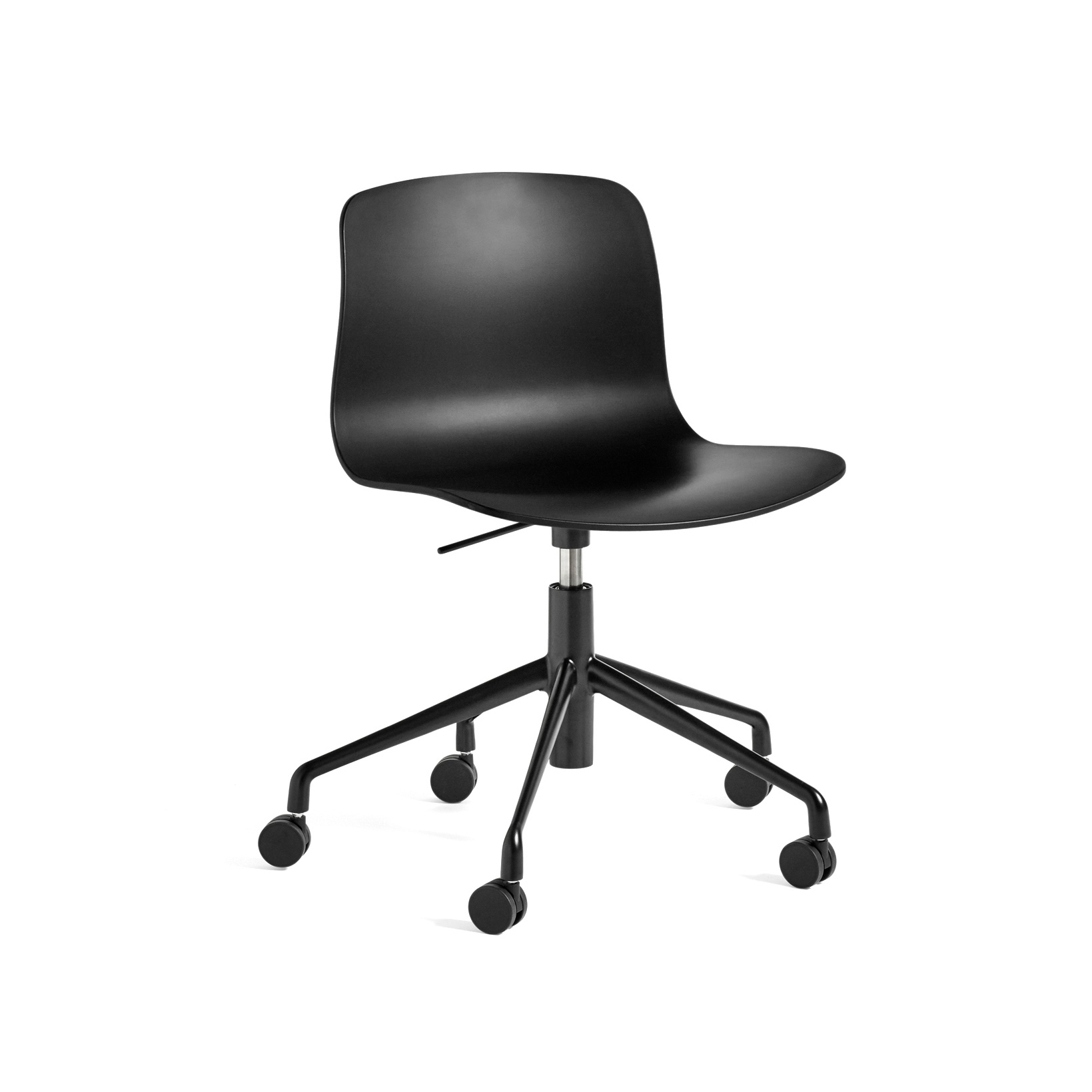 Vertoon produk About A Chair AAC50 with gaslift van vervaardiger HAY