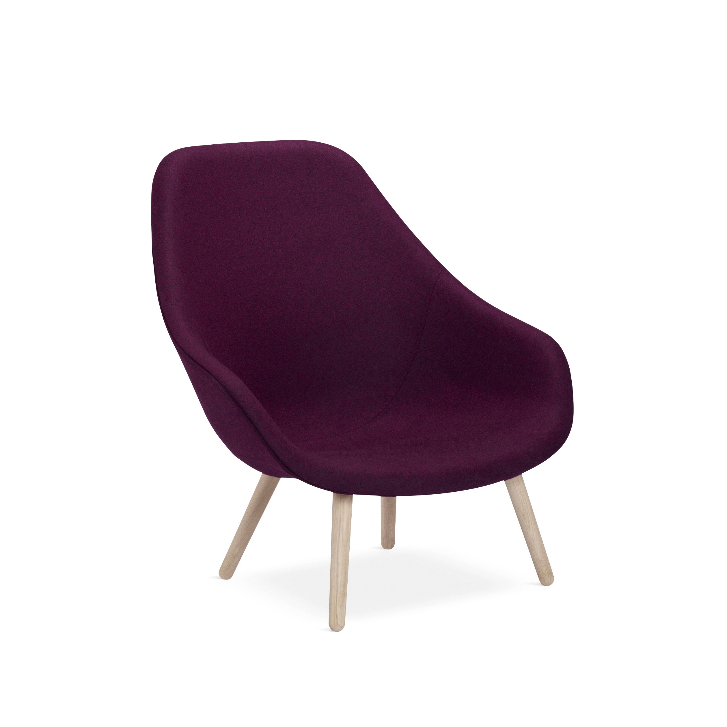 Vertoon produk About A Lounge Chair AAL92 van vervaardiger HAY