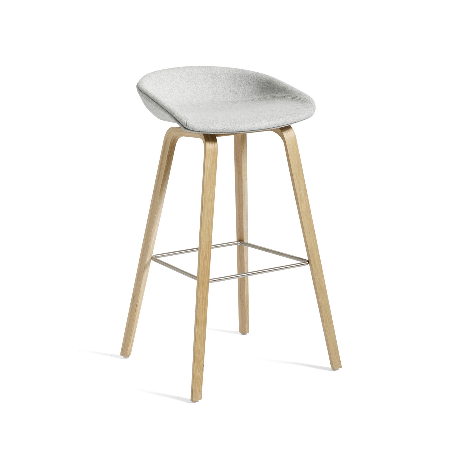 Vertoon produk About A Stool AAS33 van vervaardiger HAY
