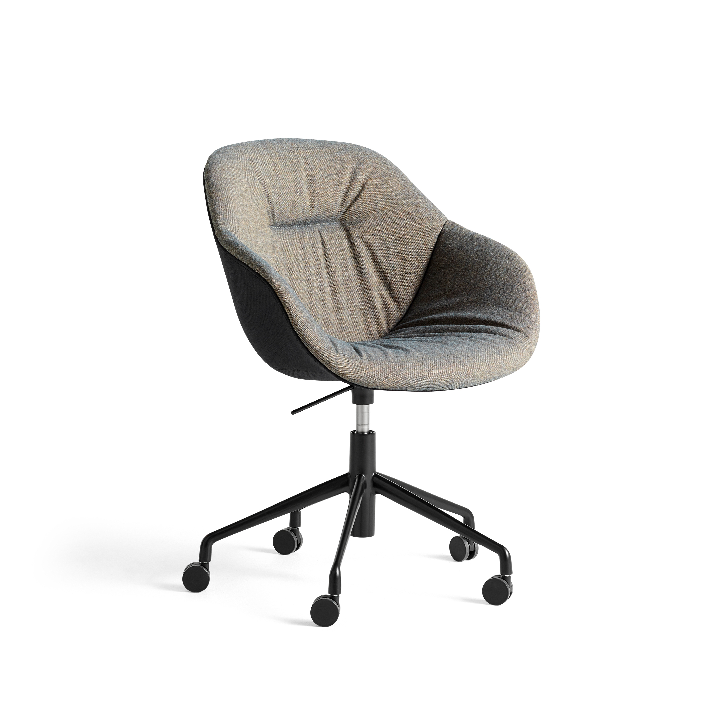 Mostra il prodotto About A Chair AAC153 Soft Duo del produttore HAY