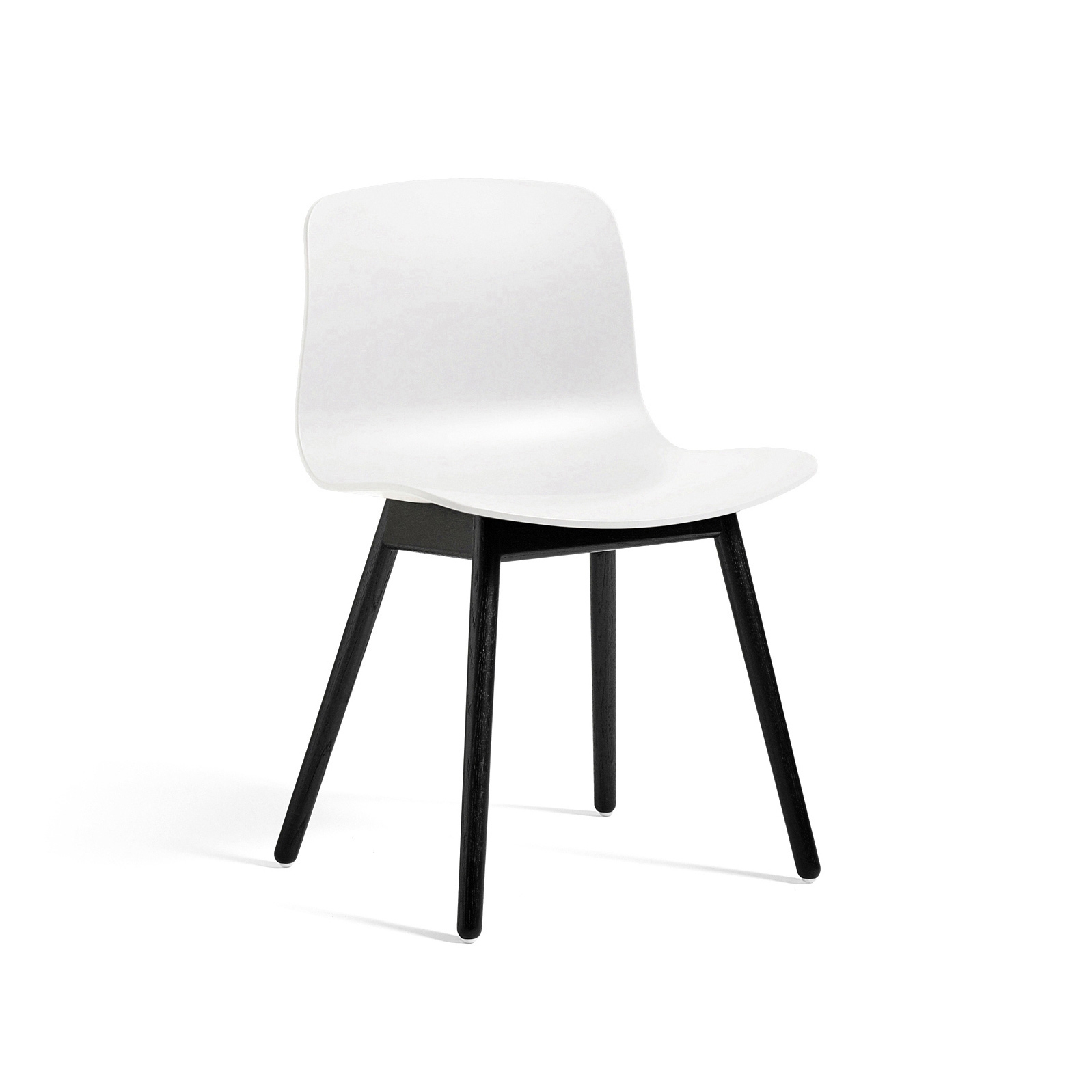 Mostrar el producto About A Chair AAC12 del fabricante HAY