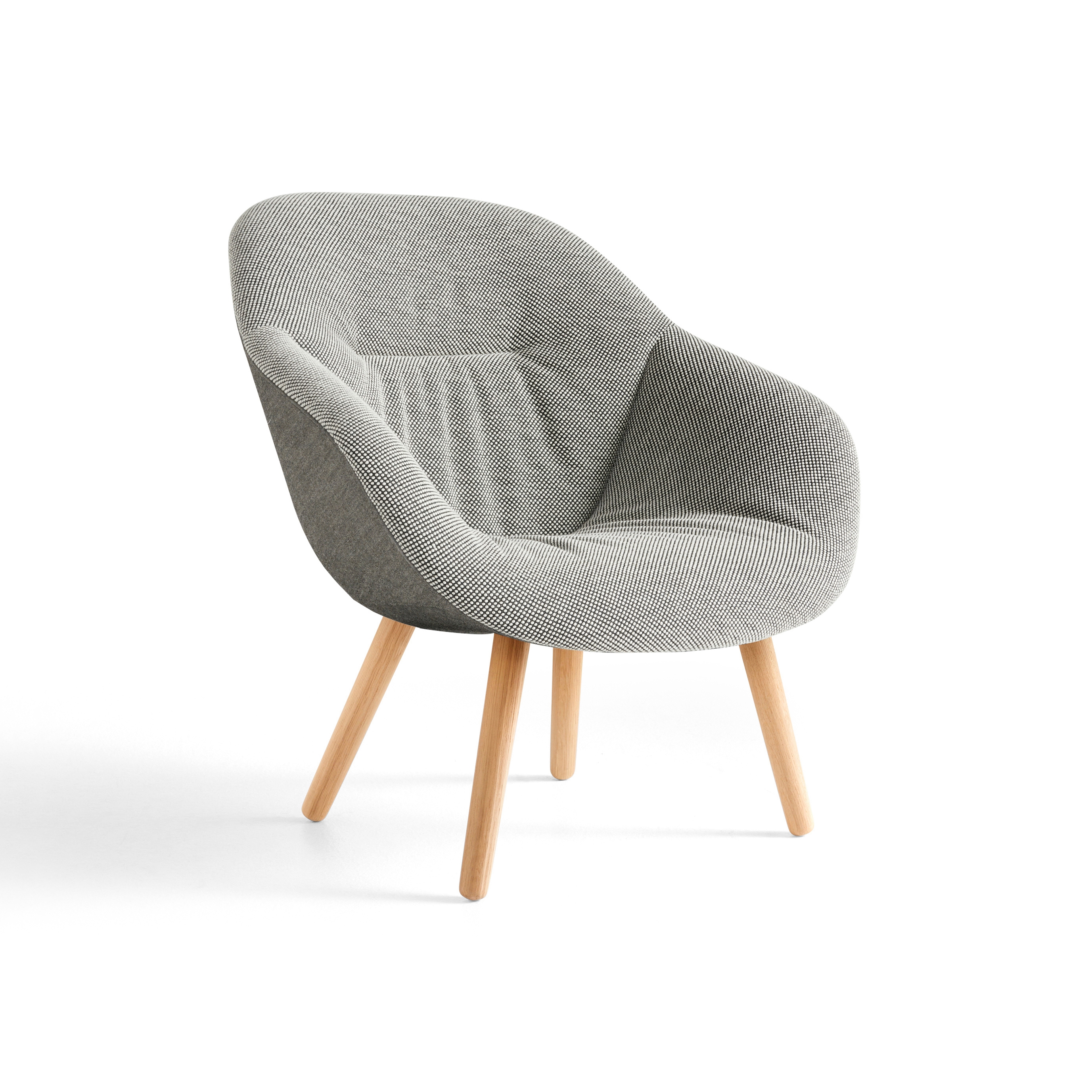 Mostrar el producto About A Lounge Chair AAL 82 Soft Duo del fabricante HAY
