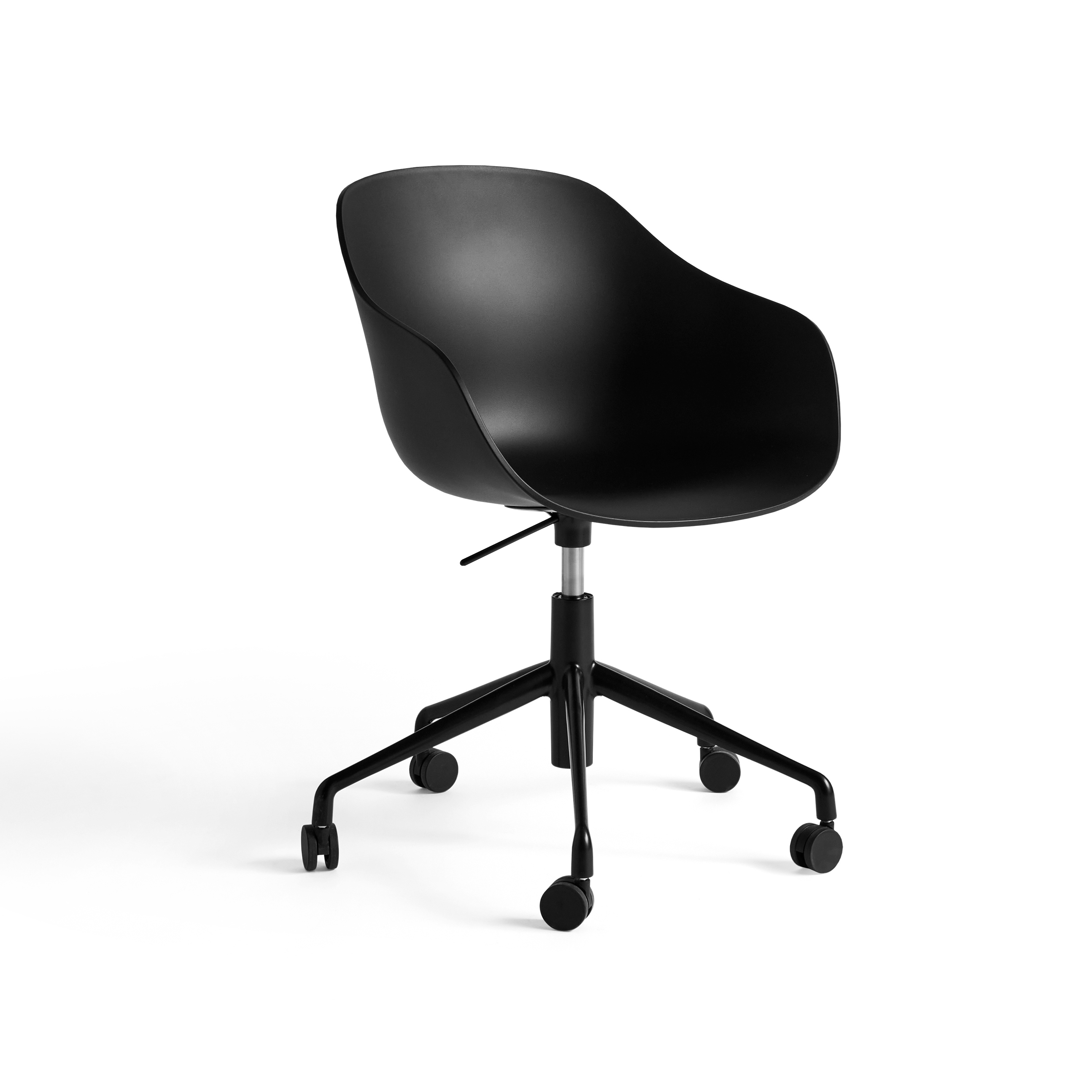 Mostrar el producto About A Chair AAC 252 del fabricante HAY