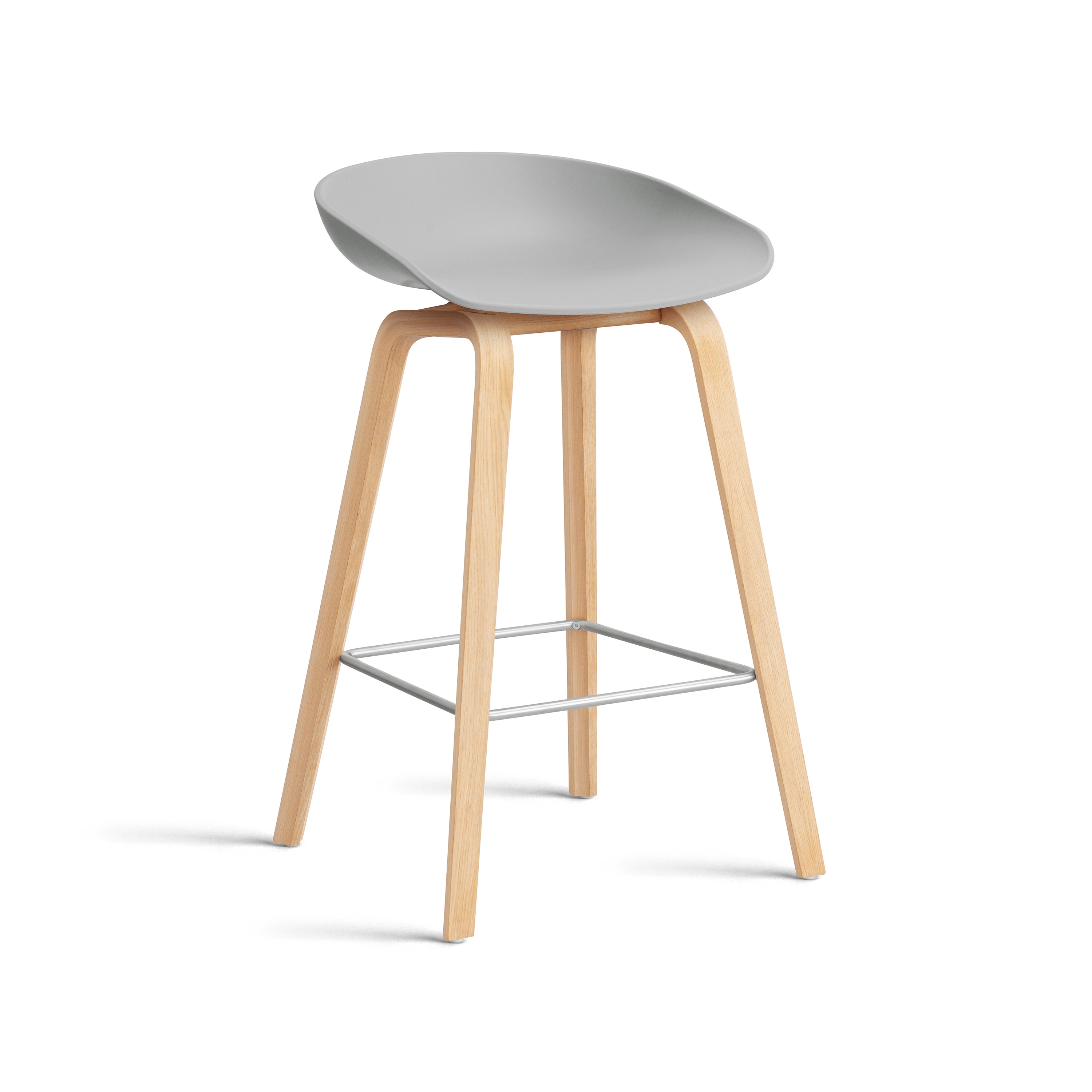 Mostrar el producto About A Stool AAS 32 del fabricante HAY