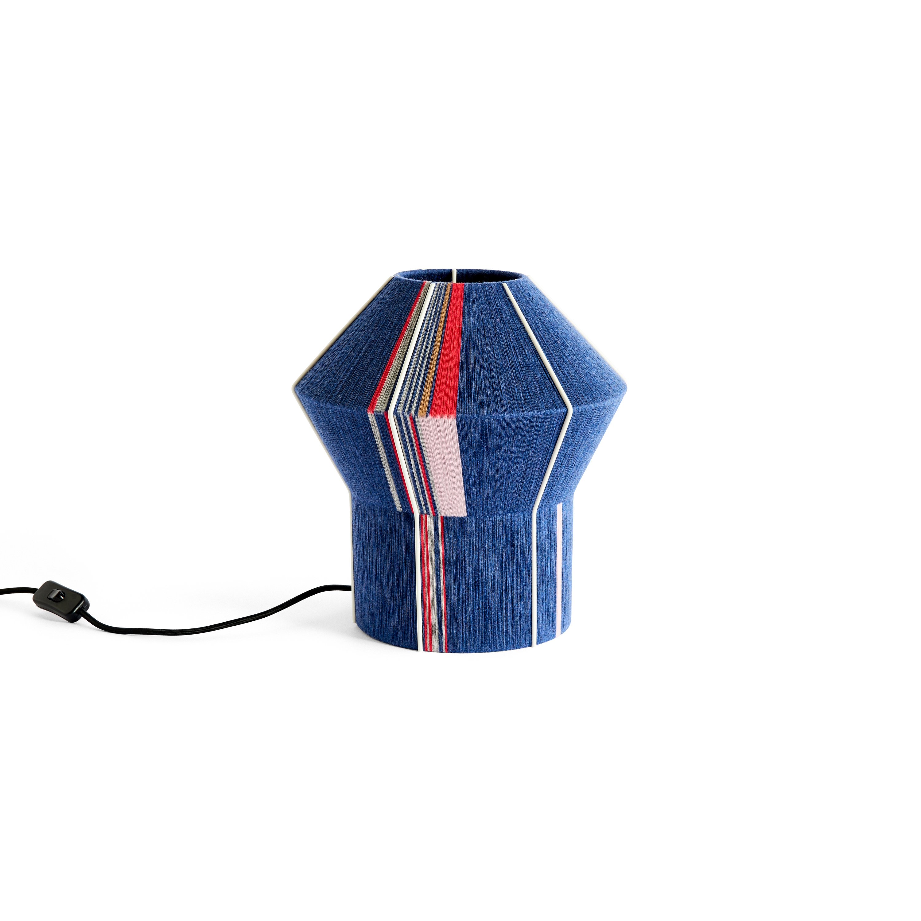 Mostrar el producto Bonbon Shade Petit Bleu del fabricante HAY