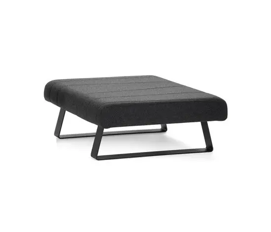 Mitab - Lobby bench