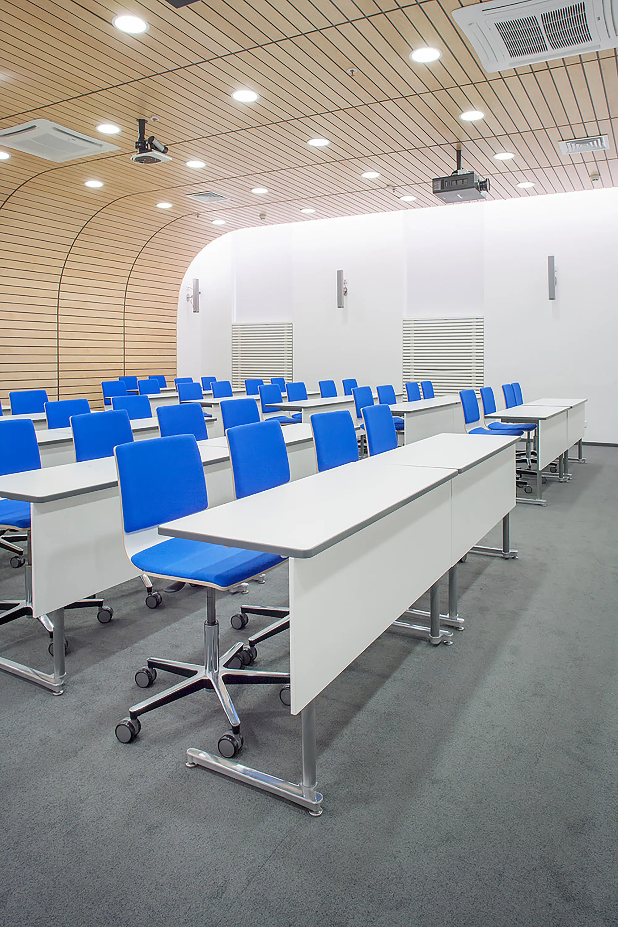 Isku - Klik | lecture table