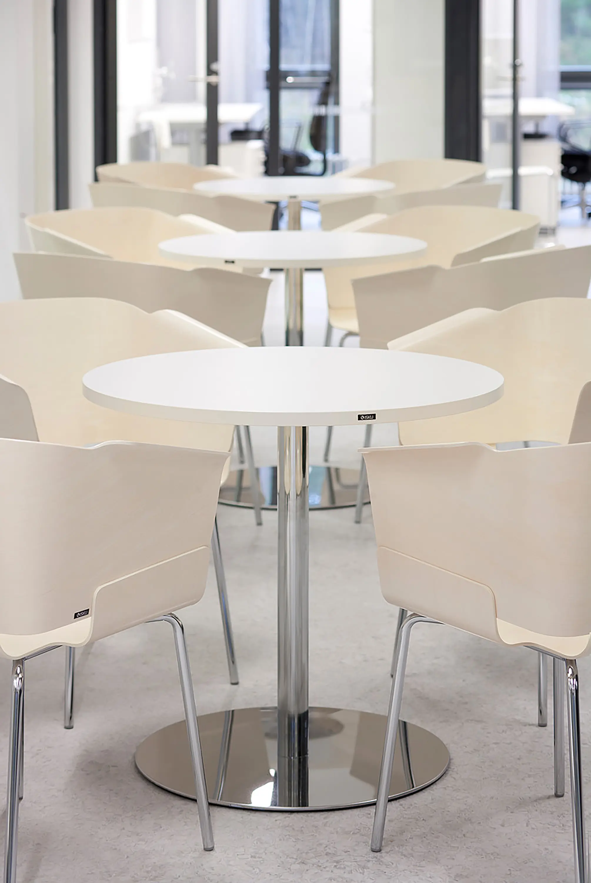 Isku - Scan | table