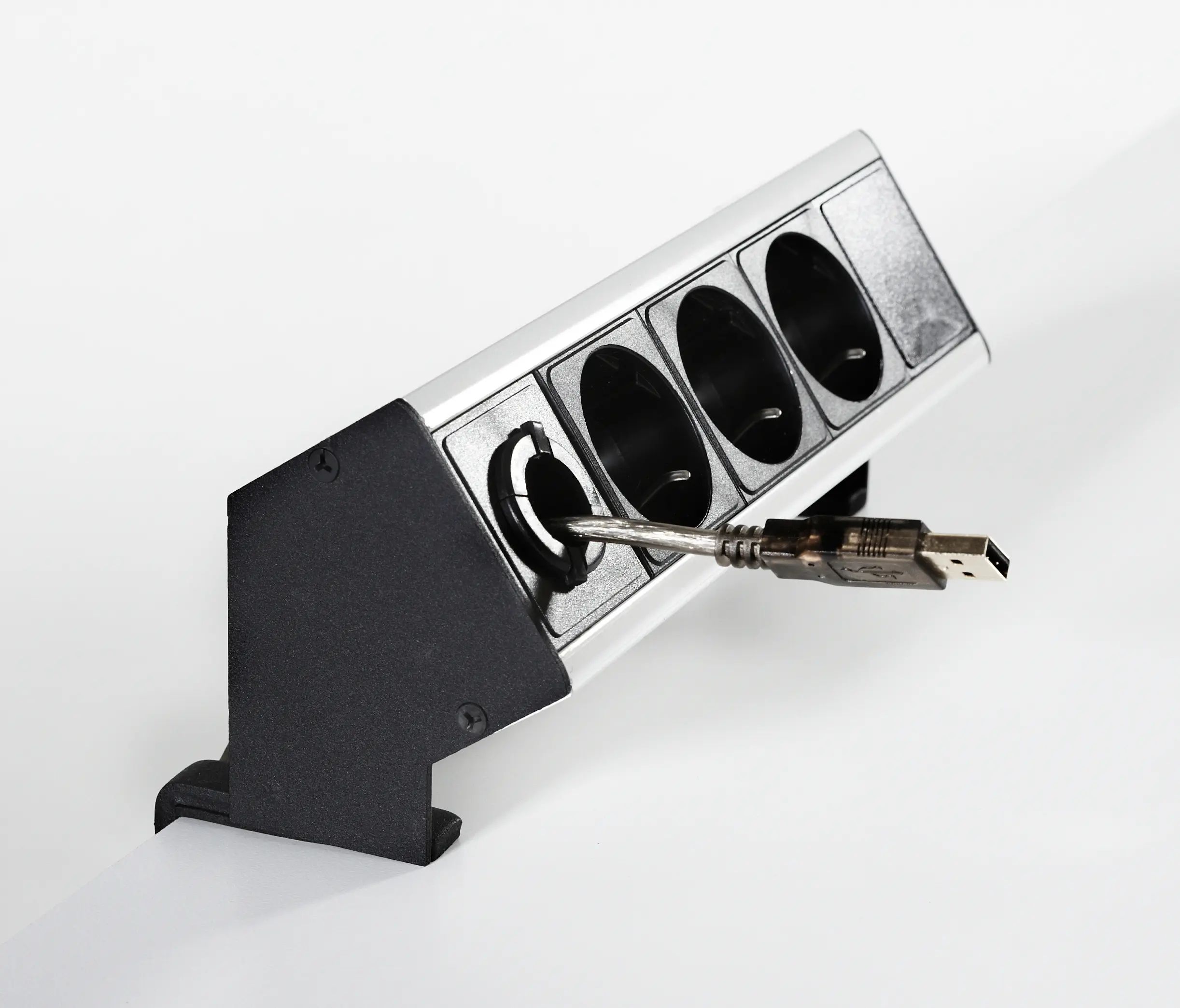 gallery-slide-0