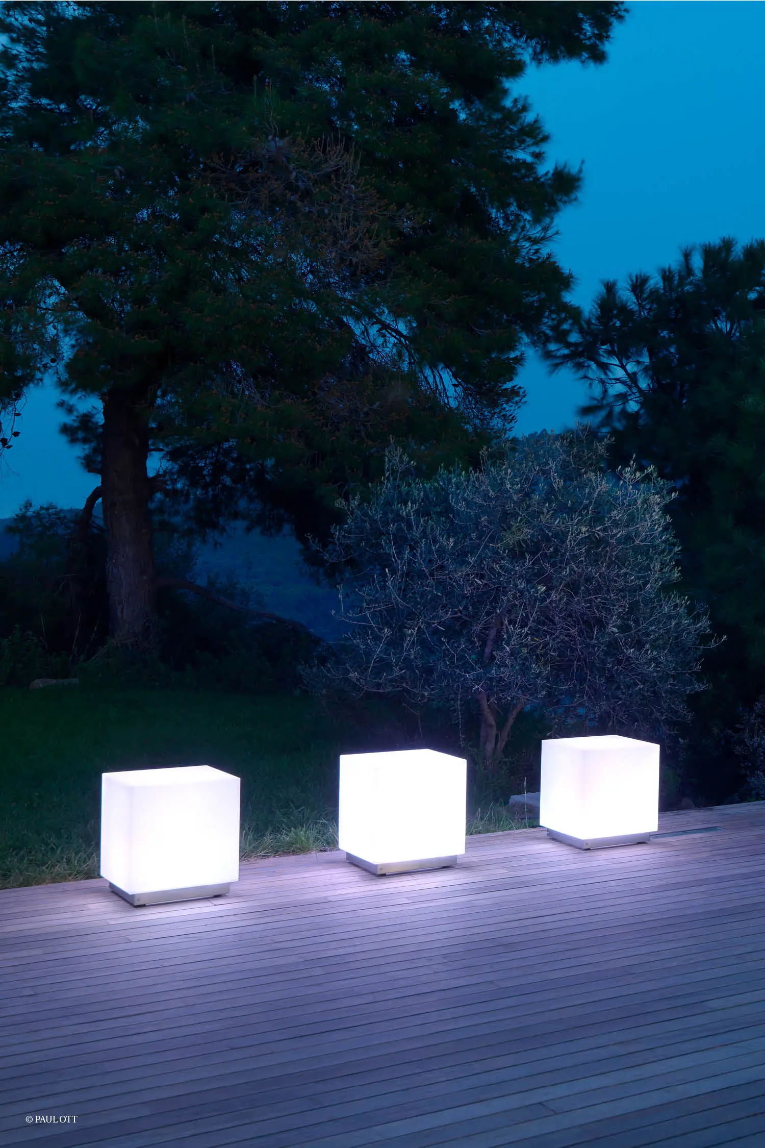 Viteo - Light Collection | Stone Light Medium