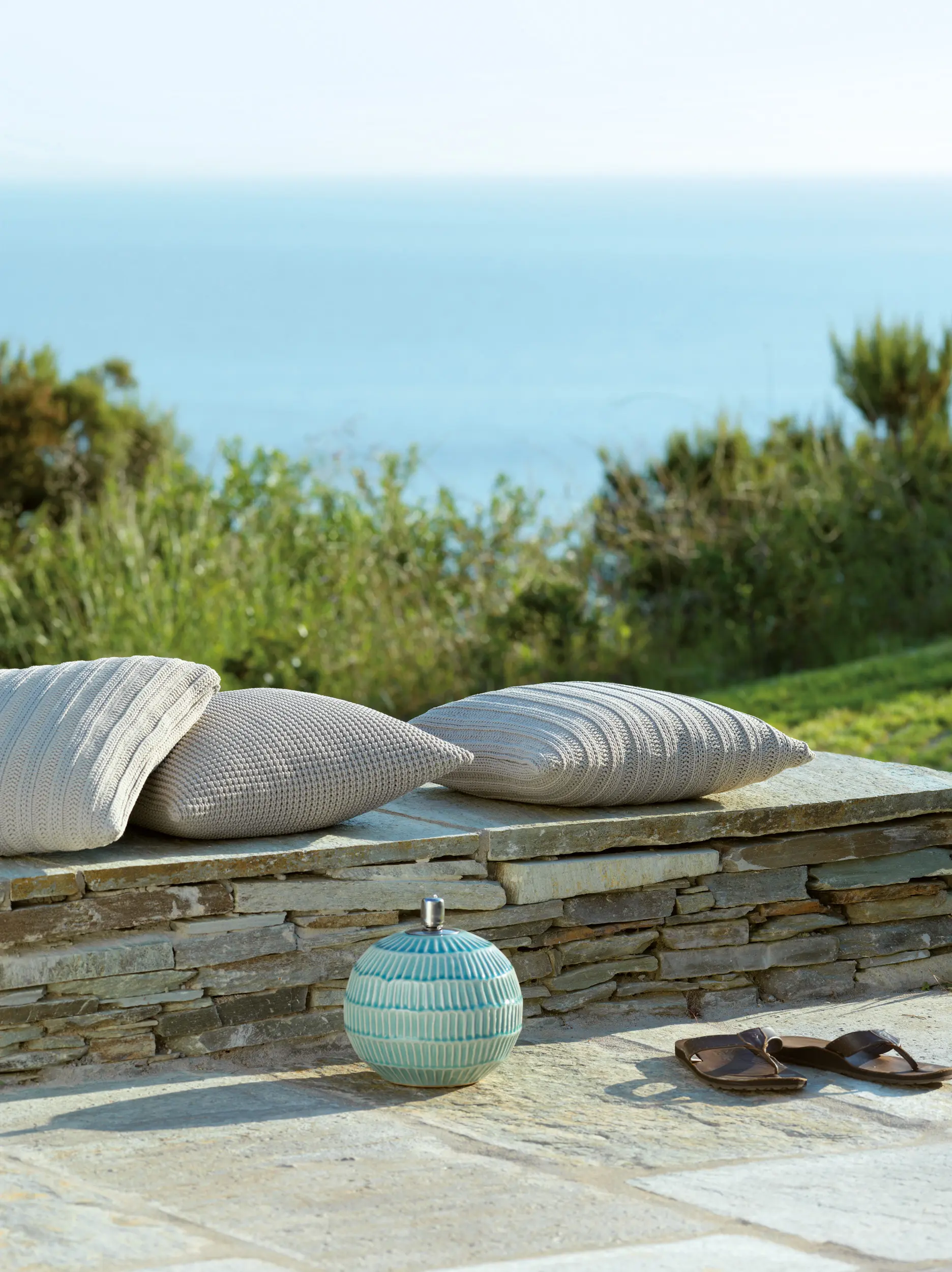 Viteo - Knitwear Cushions | Line