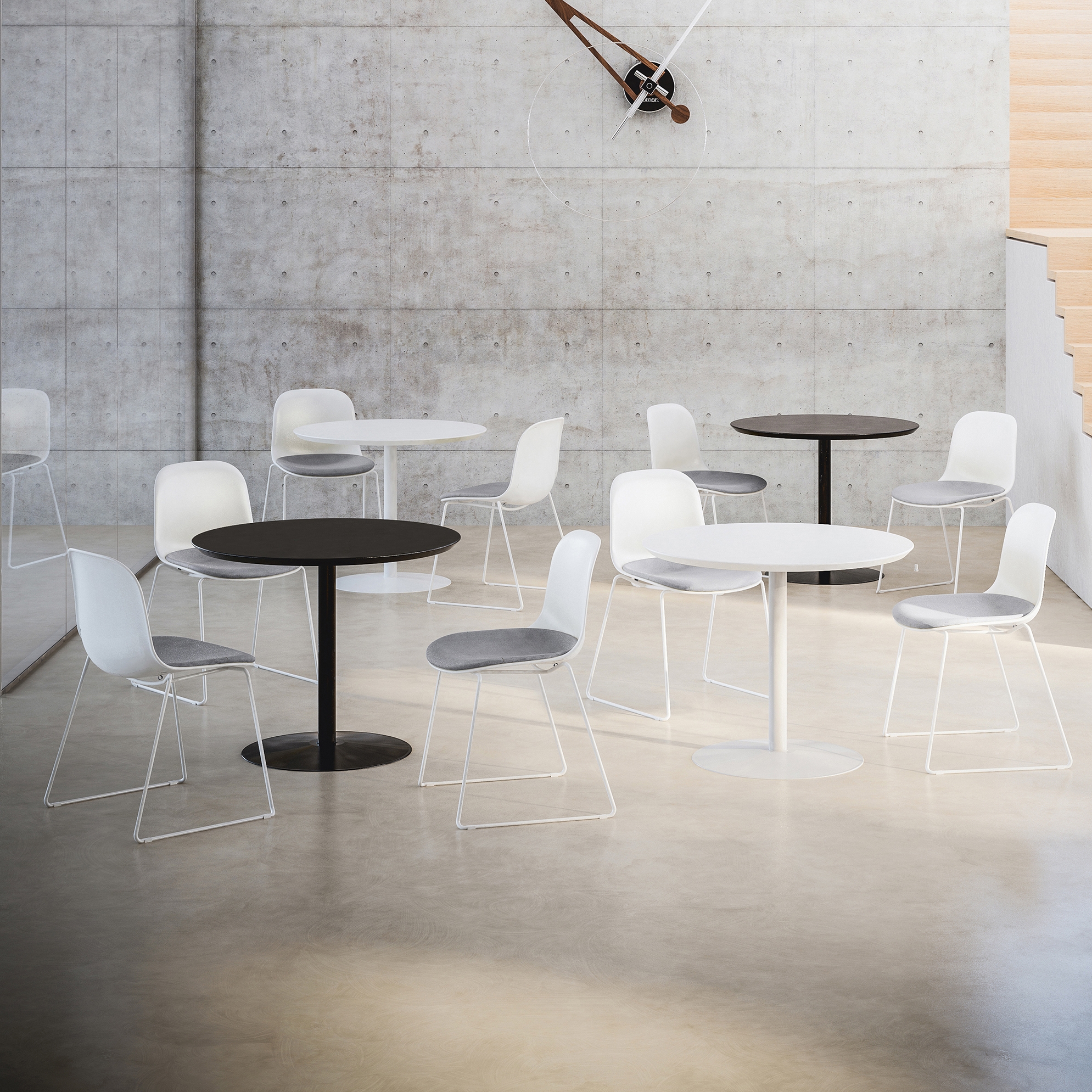 Display product Mèta from manufacturer Fantoni