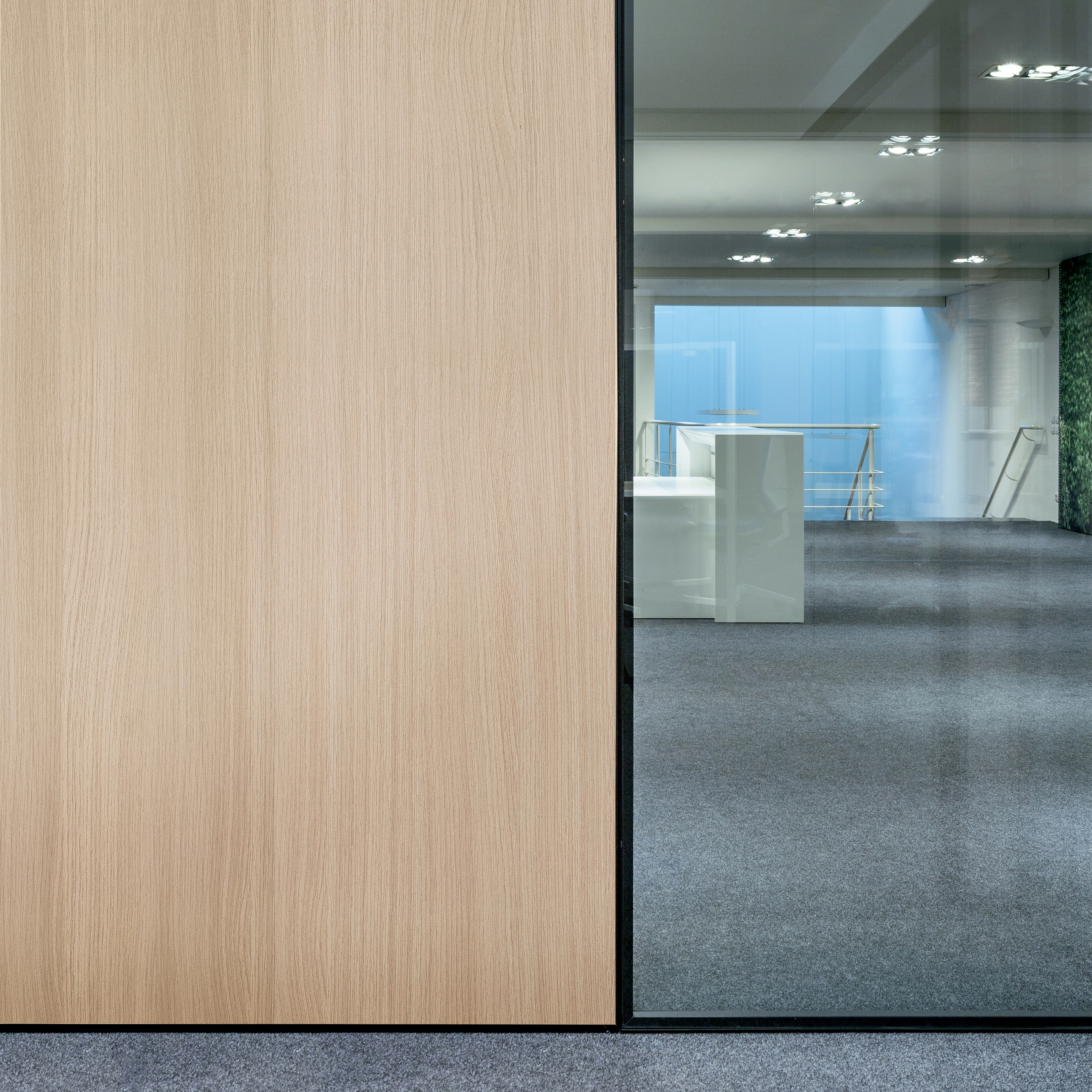 Display product I-Wallflush from manufacturer Fantoni