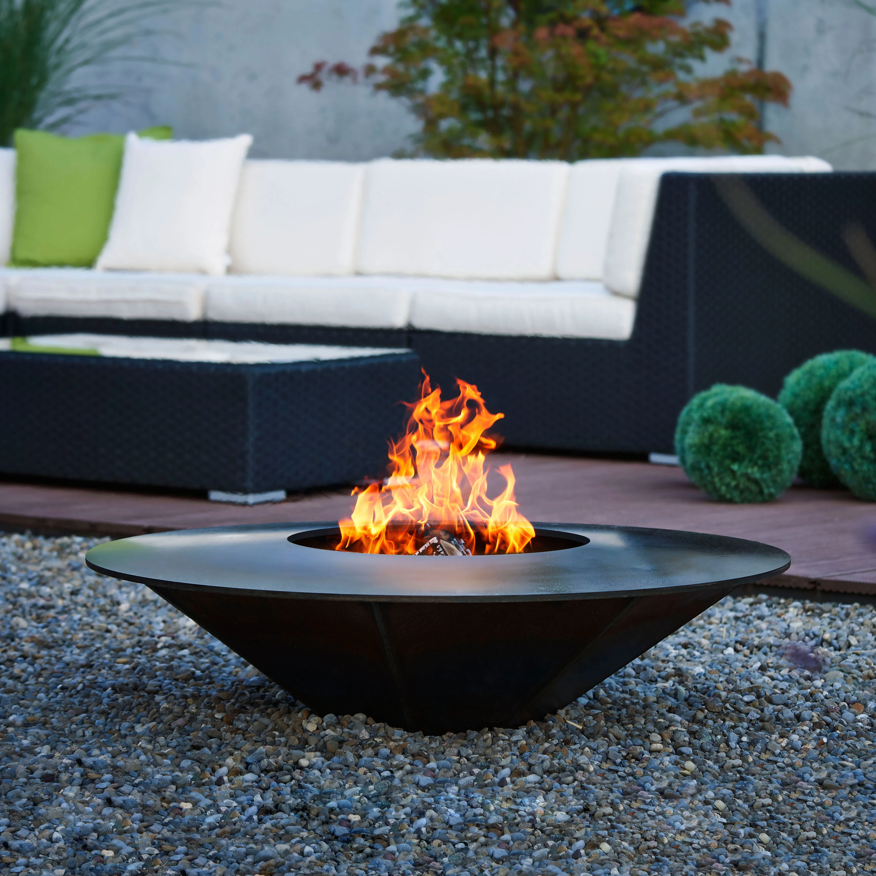 GARDEN FIREPLACCES