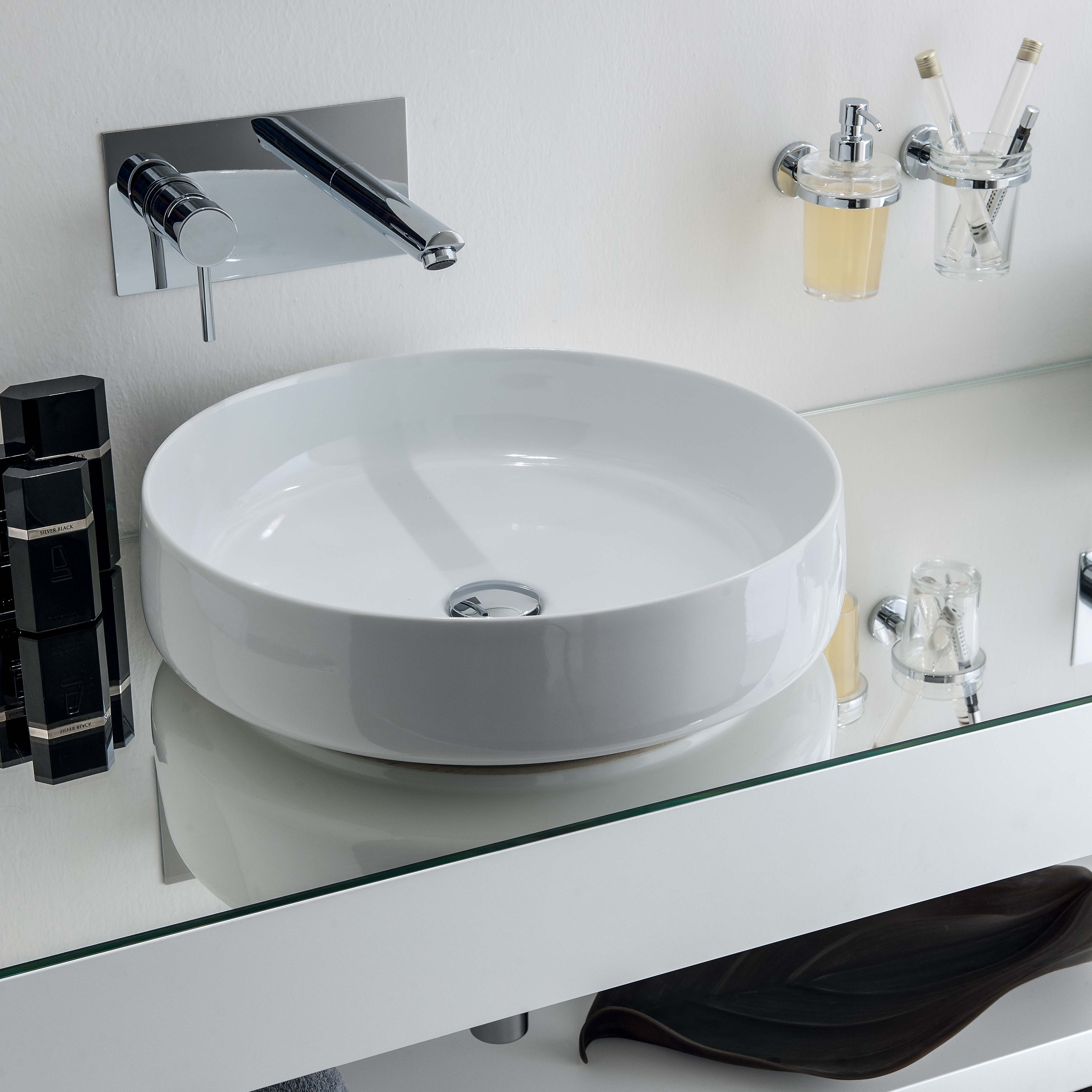 Display product Qamar White from manufacturer Inda