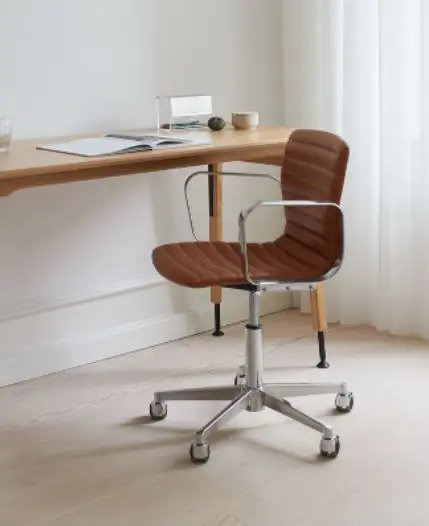 Magnus Olesen - Butterfly table