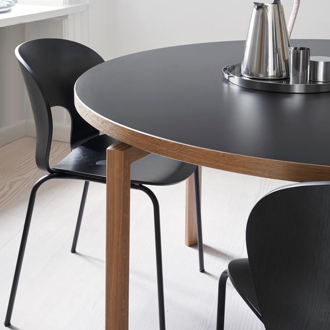 Display product Mix with solid wooden legs from manufacturer Magnus Olesen