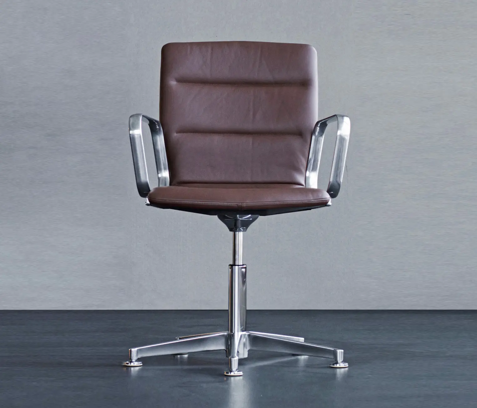 Magnus Olesen - Butterfly Swivel High