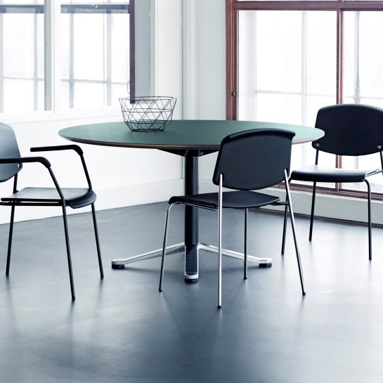 Display product Butterfly table from manufacturer Magnus Olesen