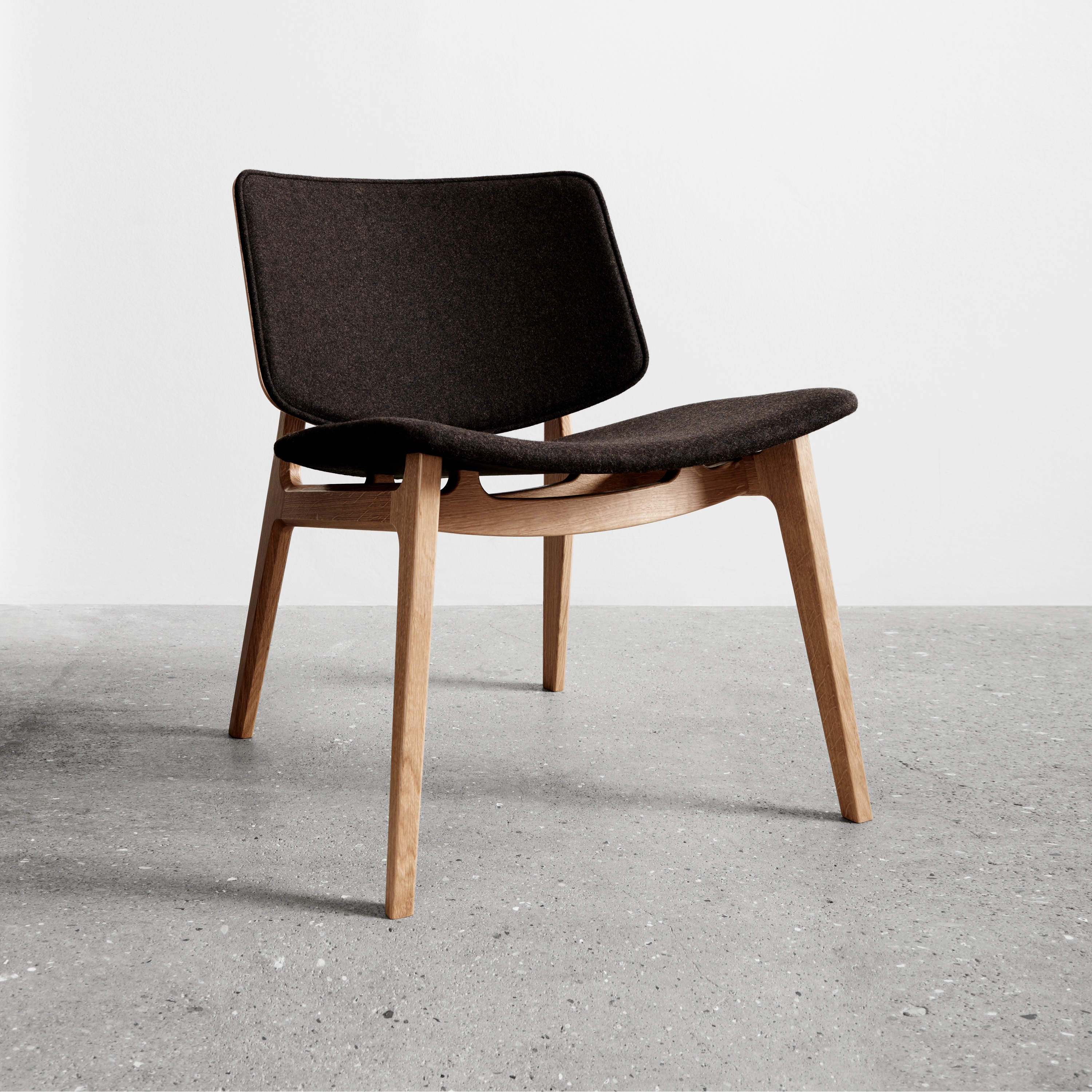 Mostrar el producto Freya Lounge del fabricante Magnus Olesen