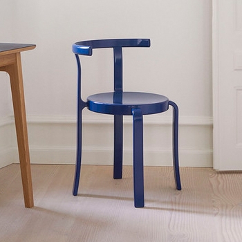 Display product 8000-Serie chair from manufacturer Magnus Olesen