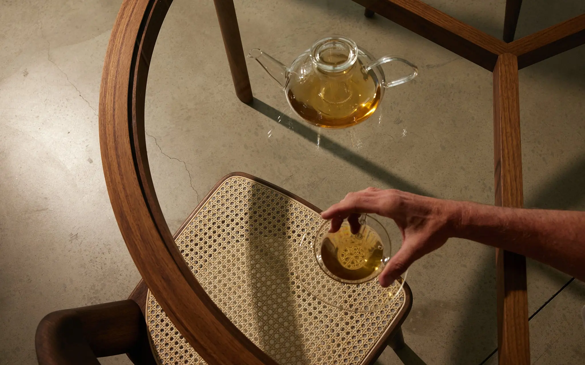 BassamFellows - Spoke Table