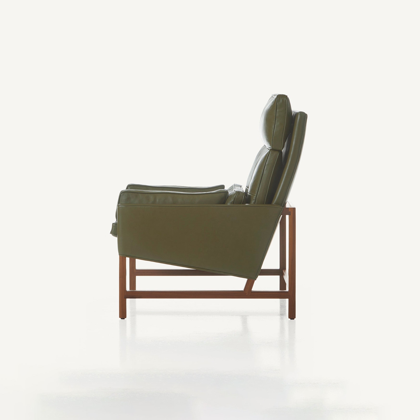 Wood Frame Lounge Chair