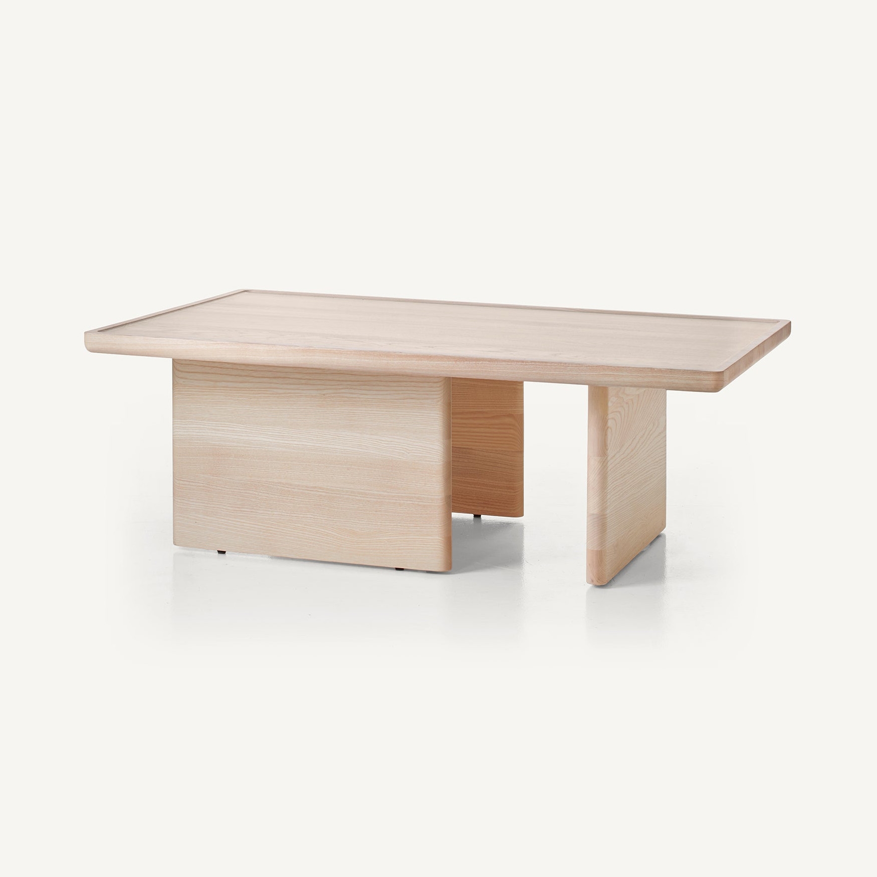 Vertoon produk Asymmetric Occasional Table van vervaardiger BassamFellows