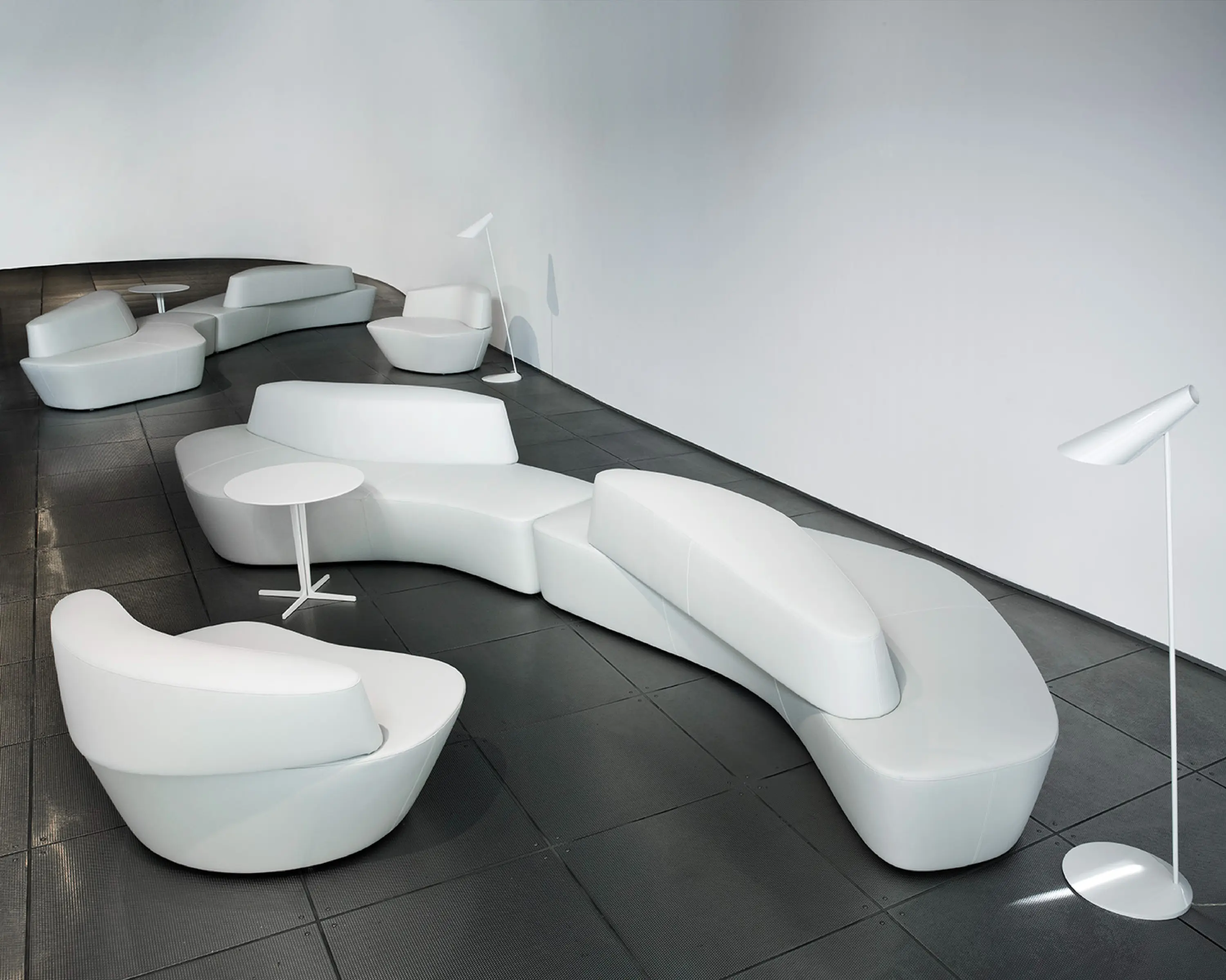 Tacchini Italia - Polar