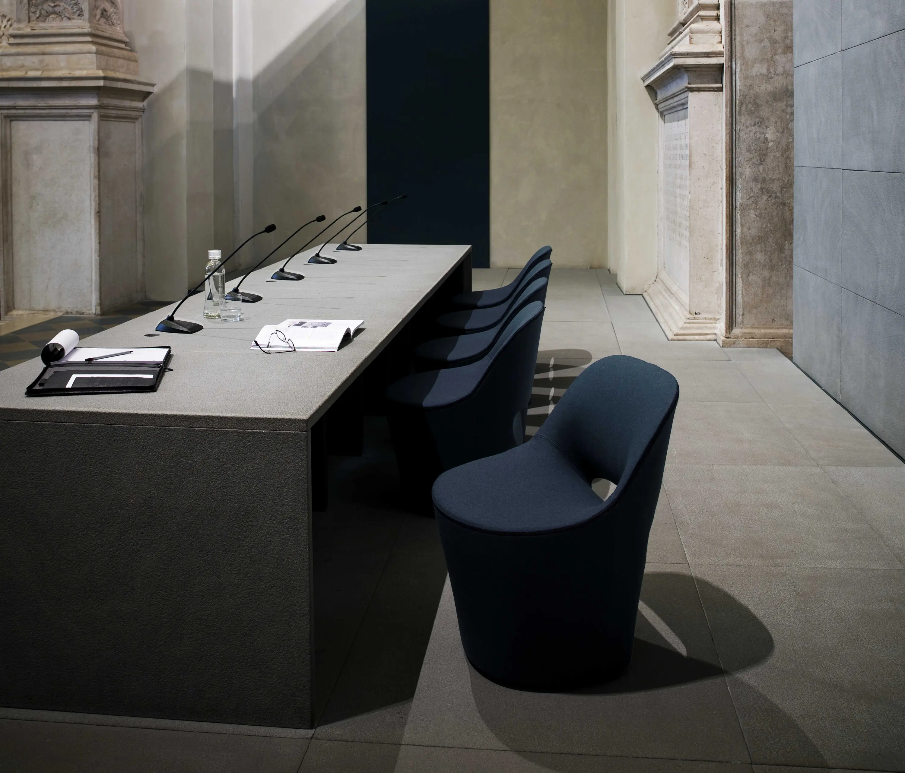 Tacchini Italia - Eddy