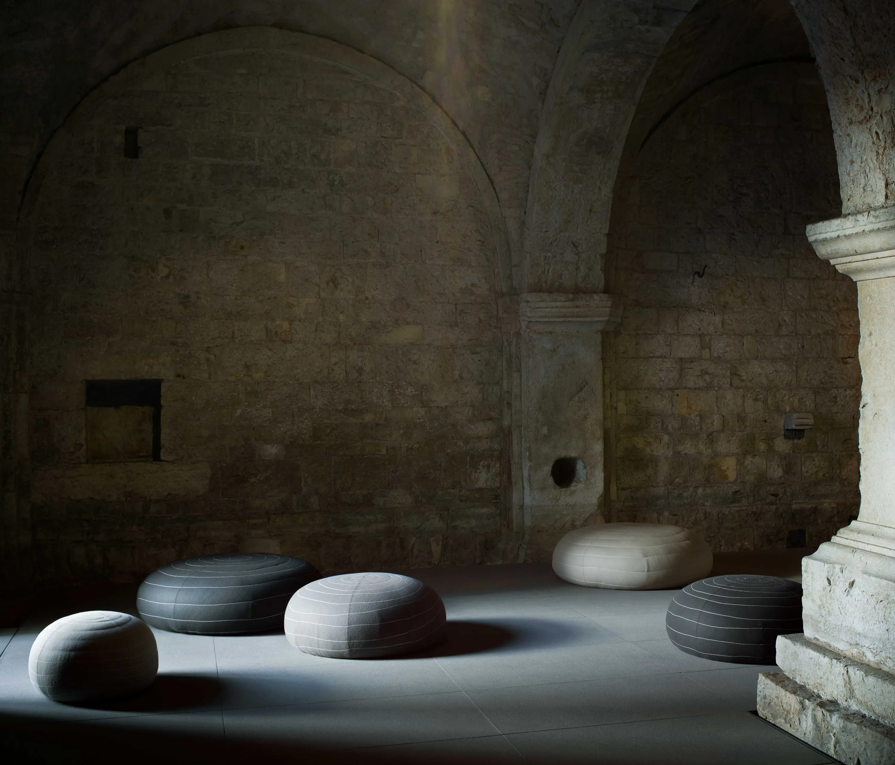 Tacchini Italia - Spin