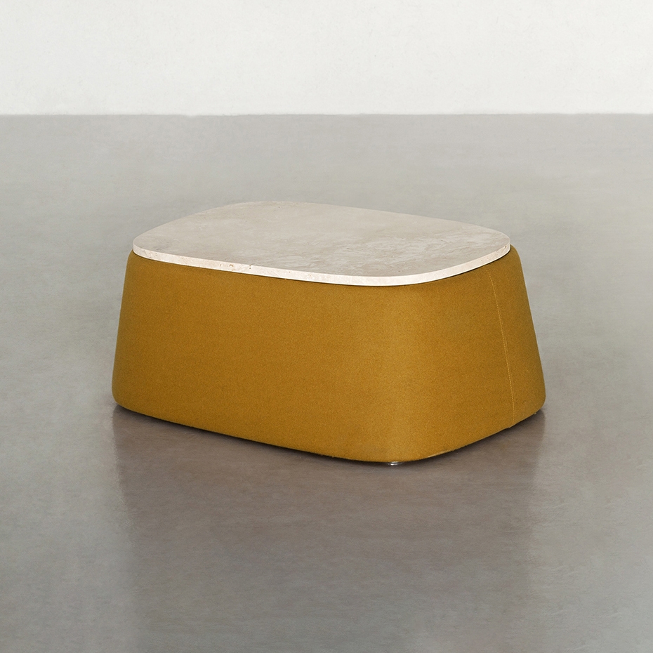 Display product Float Table 92 from manufacturer Tacchini Italia