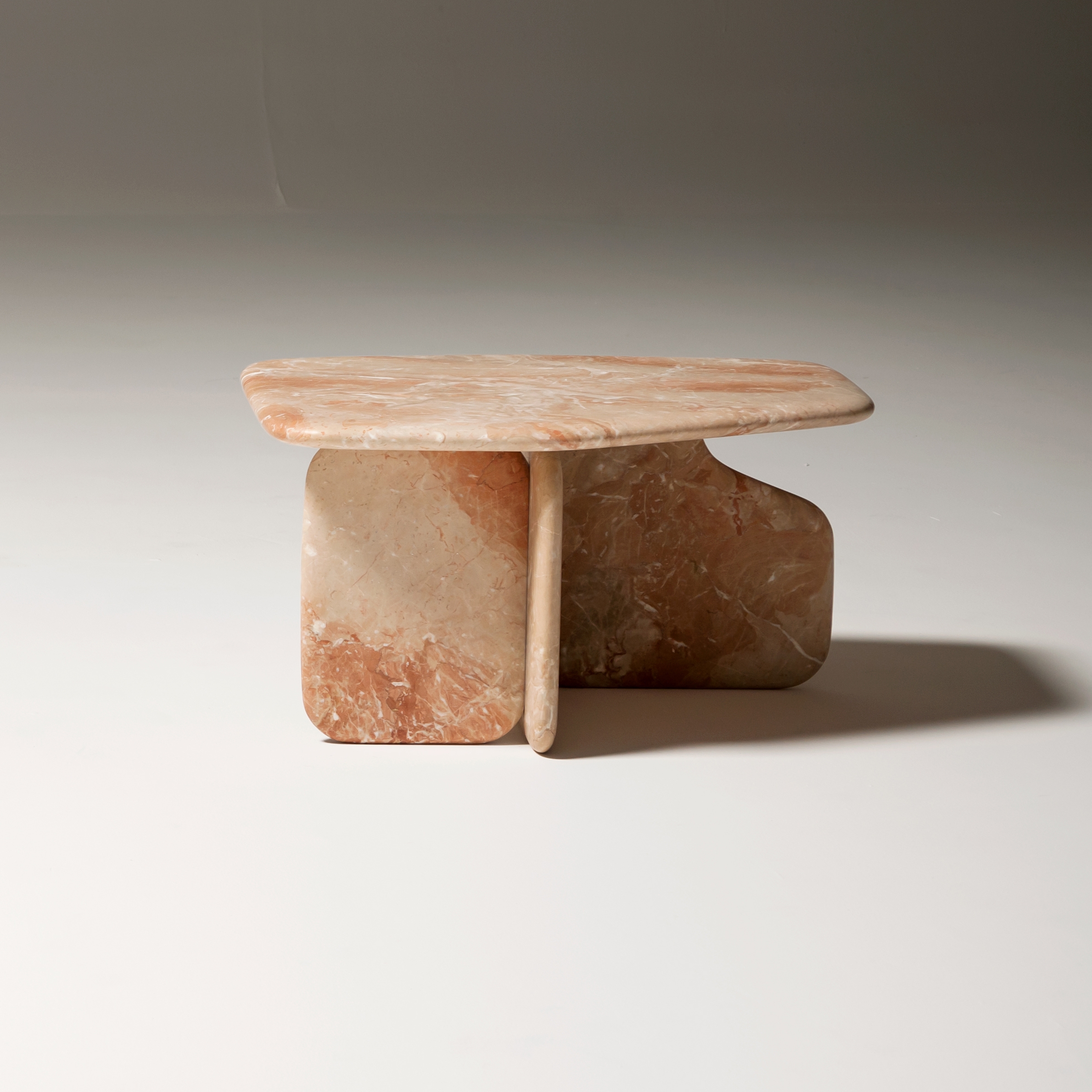 Display product Dolmen from manufacturer Tacchini Italia