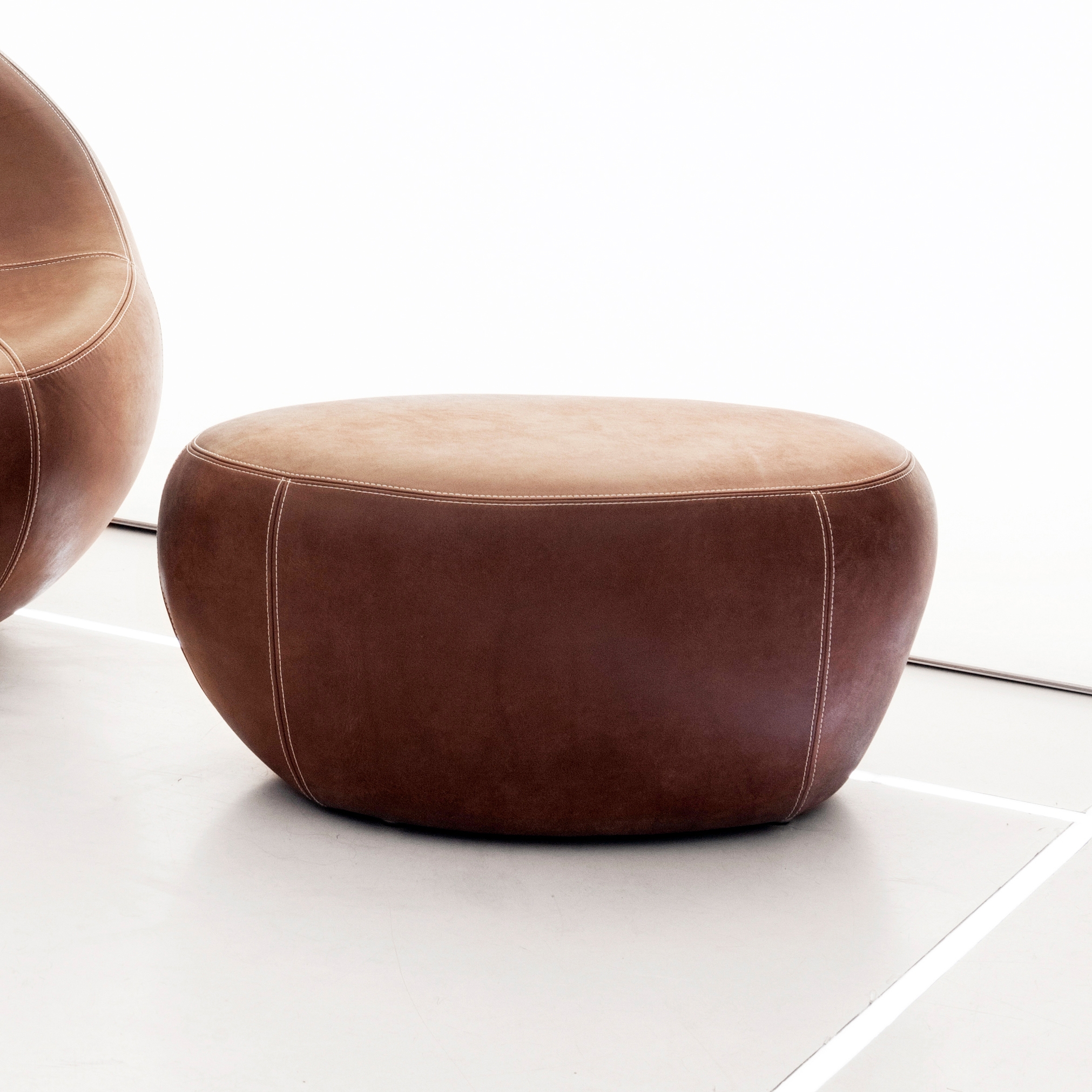 Mostra il prodotto Baby Flirtstone | Baby 75 Footstool del produttore spHaus
