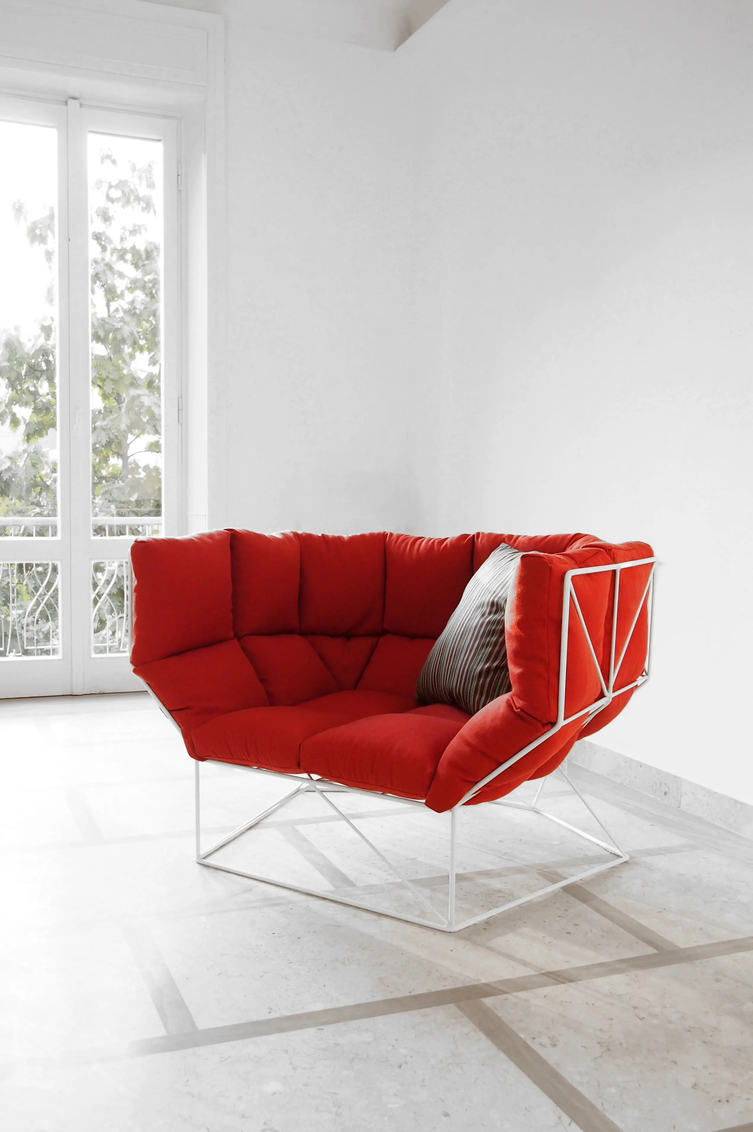 spHaus - Foxhole | 120 Armchair