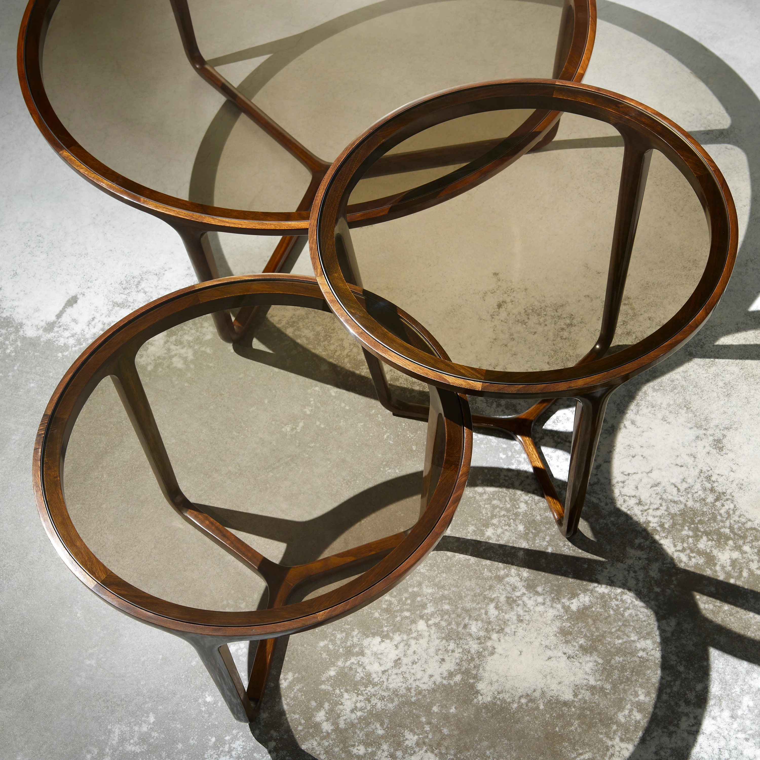 TABLES AND LOW TABLES