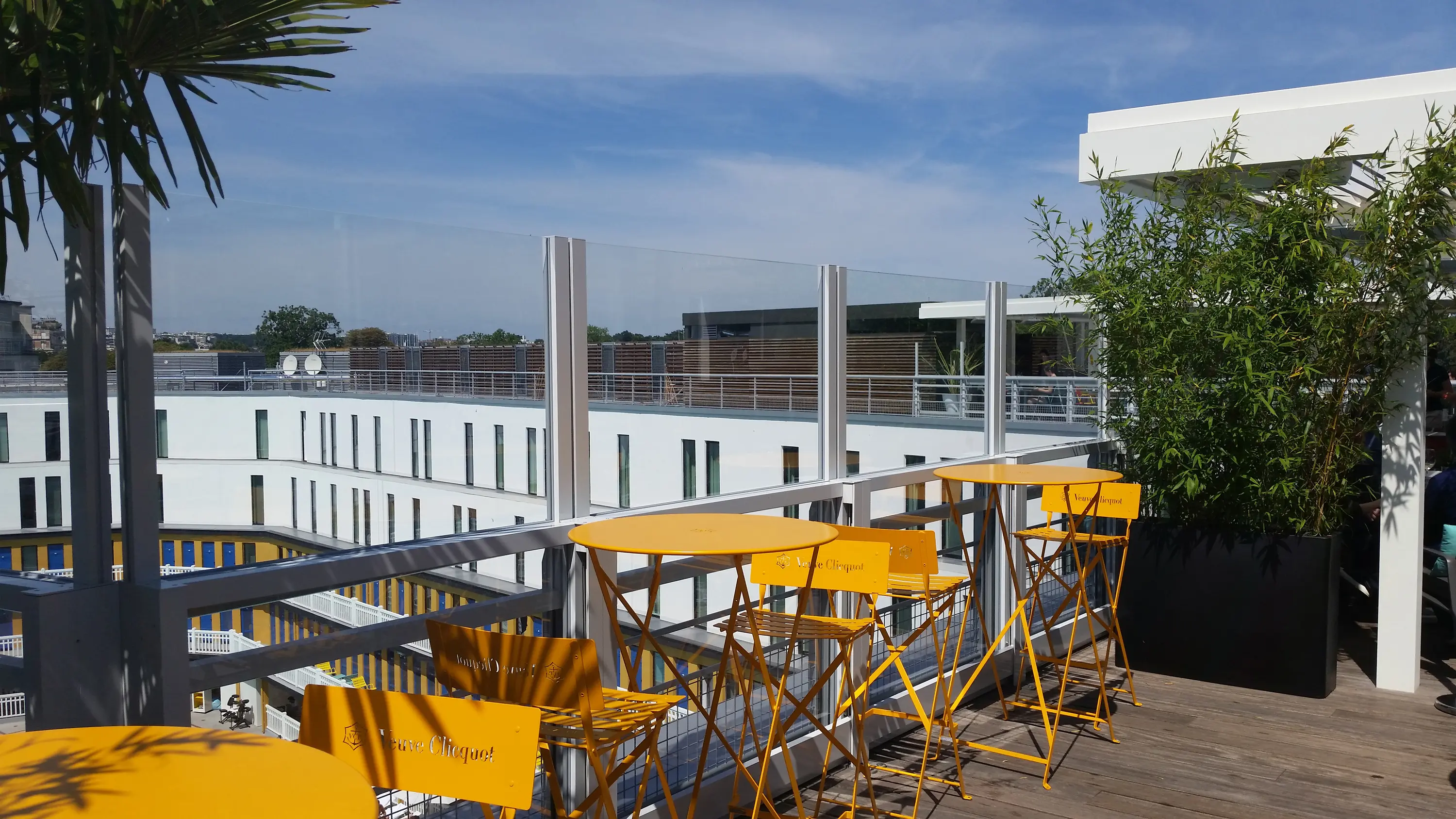 FERMOB - Bistro | Table 77 x 57 cm