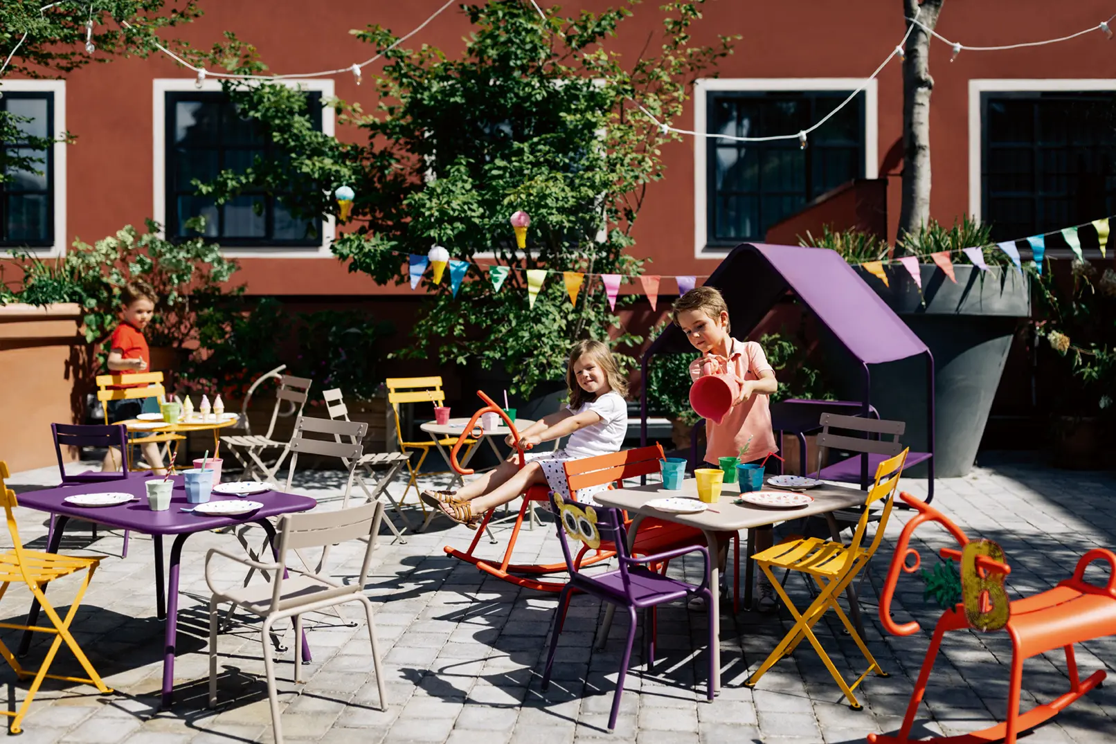 FERMOB - Luxembourg Kid | Table 76 x 55.5 cm