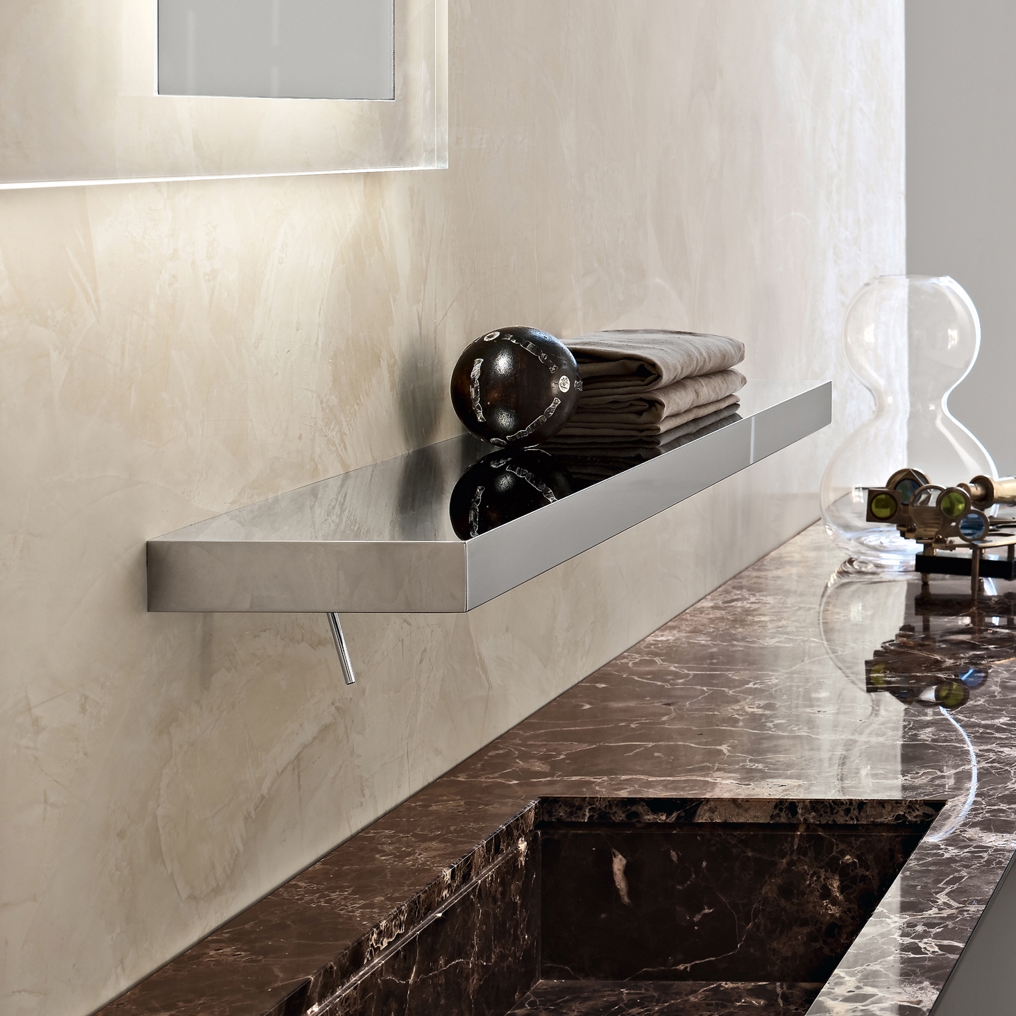 Mostrar el producto Steel tap-shelf del fabricante Toscoquattro