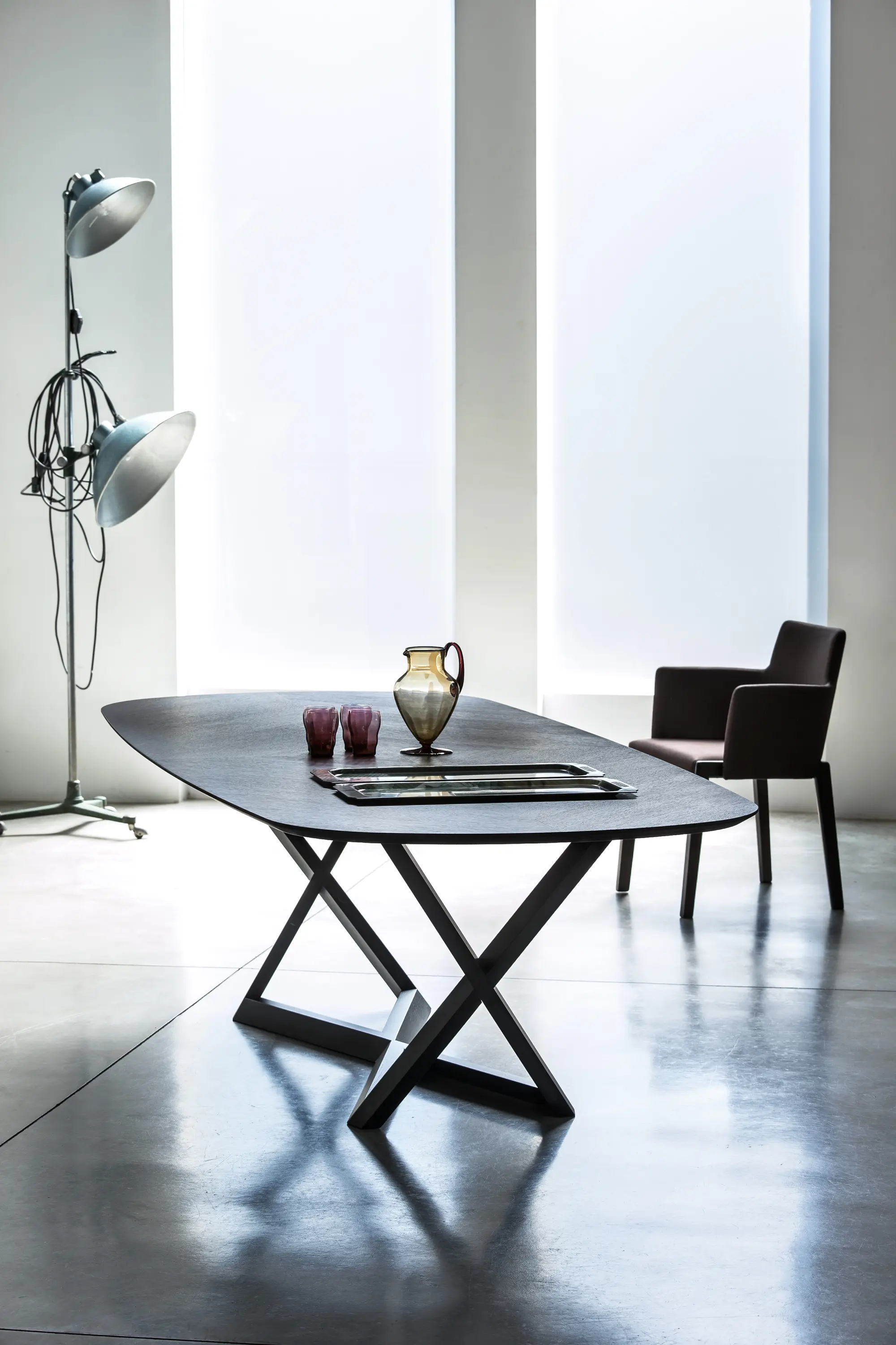 Bross - Bridget Table