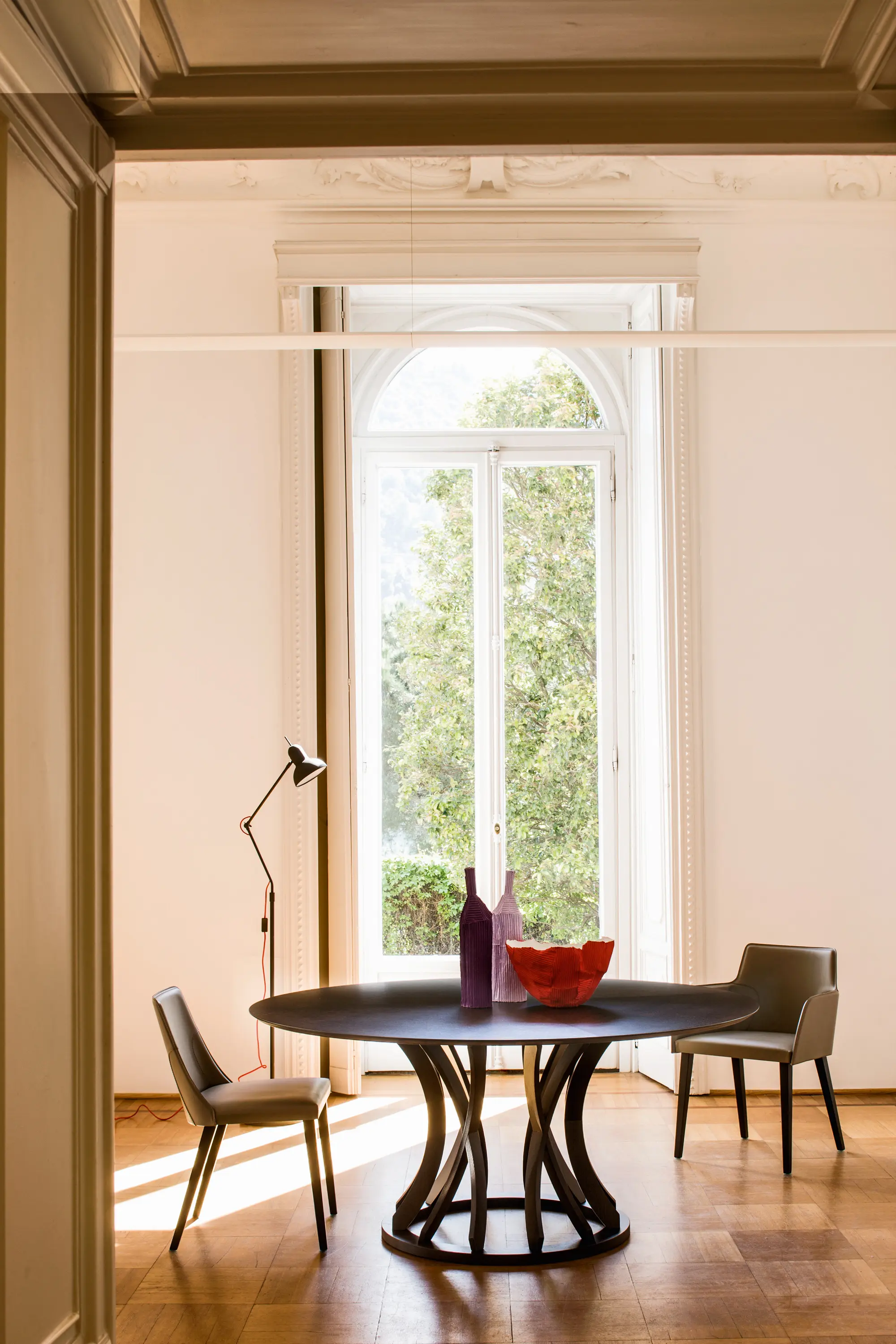 Bross - Dorico Table